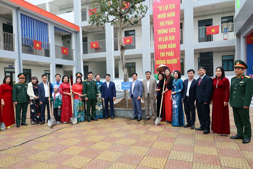 Xuân Mai phát động Tết trồng cây đời đời nhớ ơn Bác Hồ- Ảnh 8.