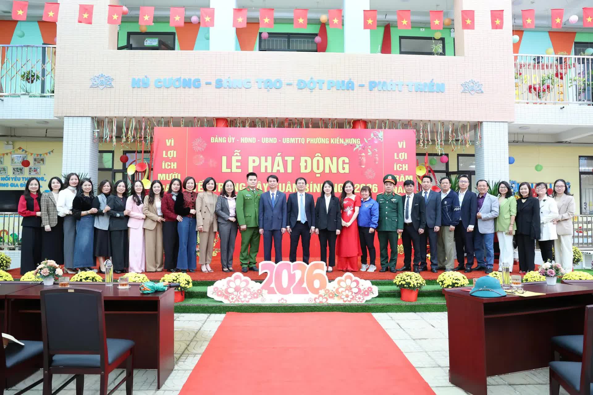 Phường Kiến Hưng: Phát động “Tết trồng cây đời đời nhớ ơn Bác Hồ” Xuân Bính Ngọ- Ảnh 3.