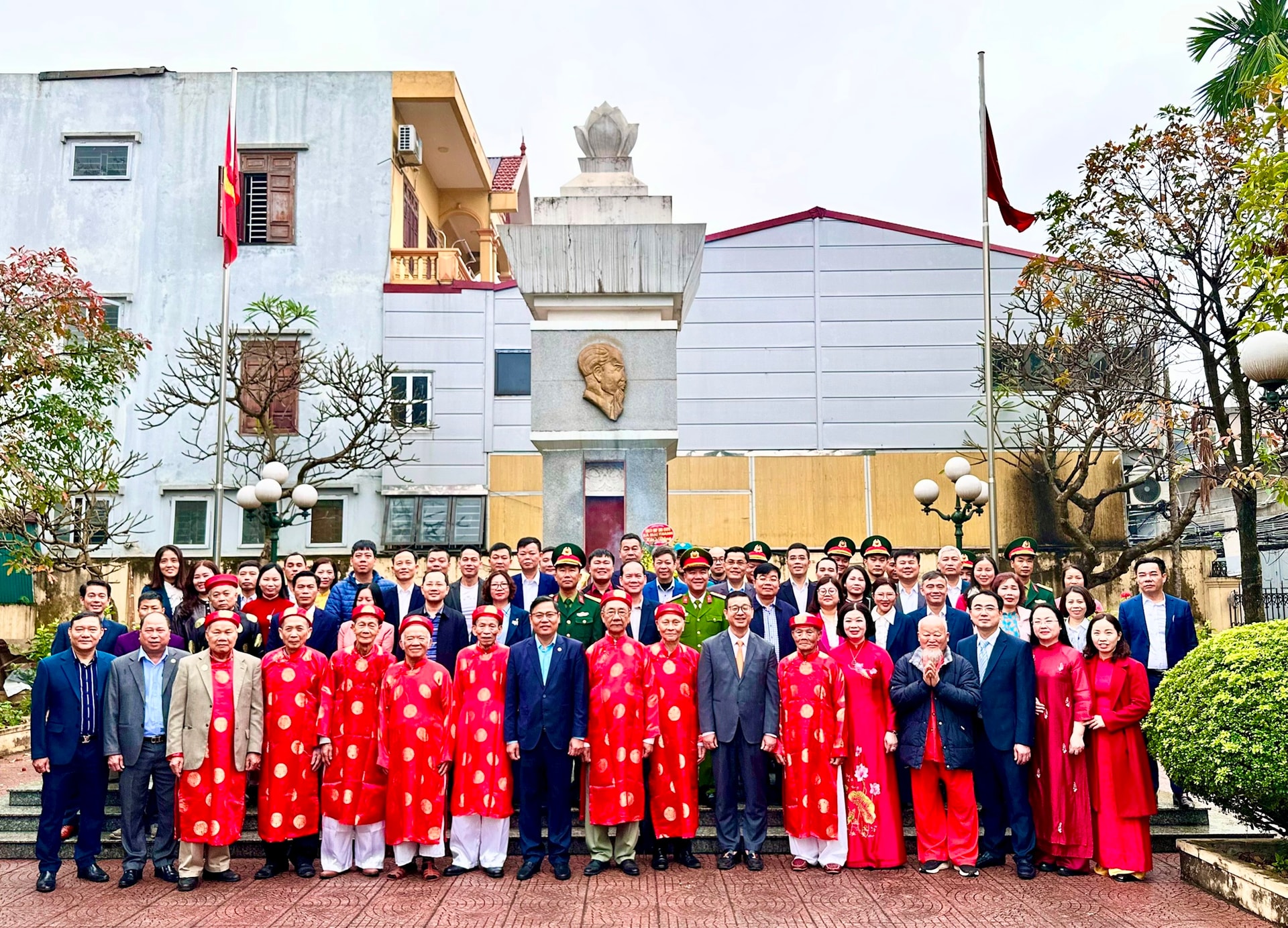 Xã Đại Thanh phát động Tết trồng cây, khởi công tuyến đường liên xã- Ảnh 4.