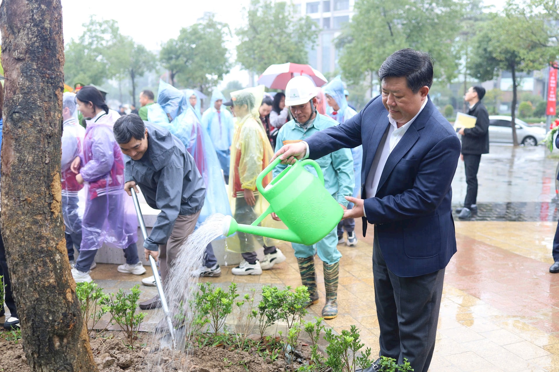 Phường Tây Hồ phát động "Tết trồng cây đời đời nhớ ơn Bác Hồ" Xuân Bính Ngọ 2026- Ảnh 3.