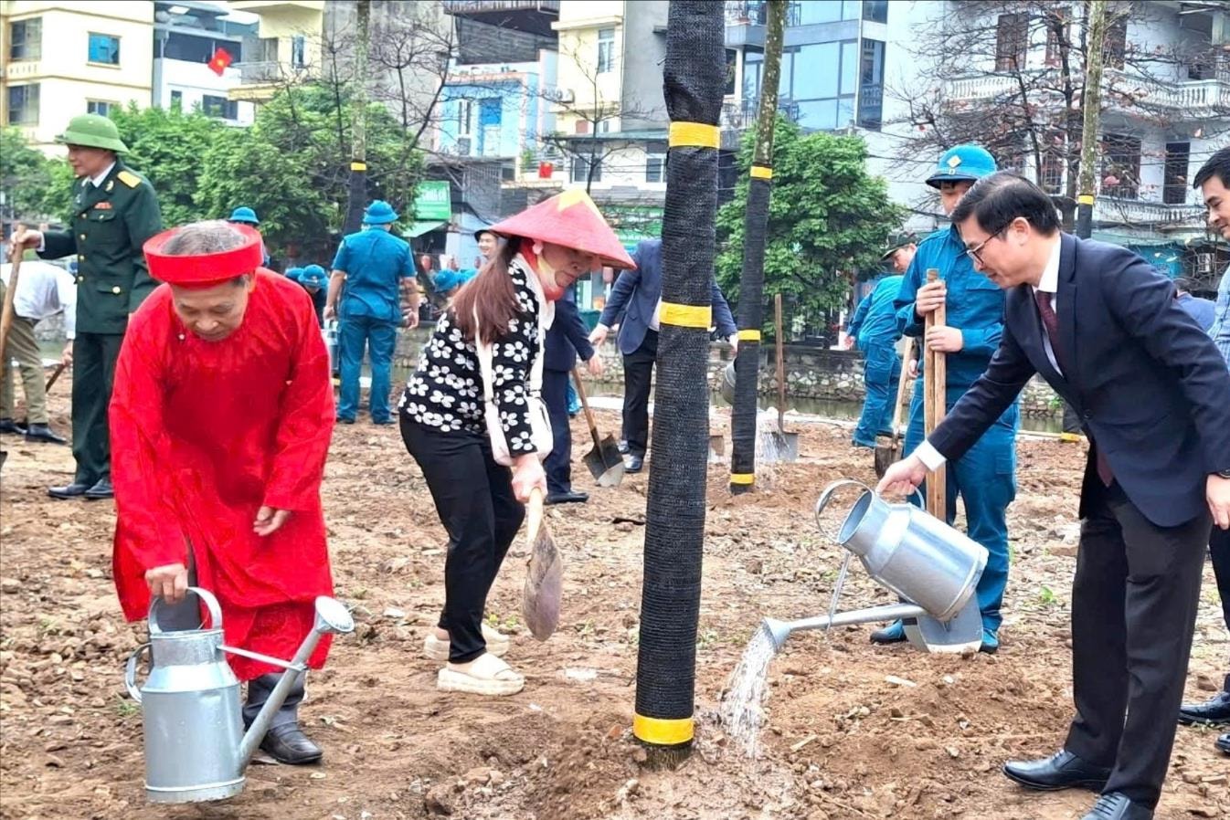 Phường Hoàng Liệt: Trồng cây xanh tạo môi trường sống bền vững cho cộng đồng- Ảnh 2.