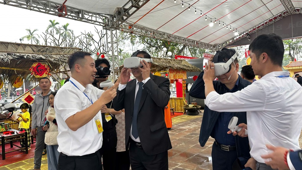 “Lễ hội số” Cổ Loa - điểm mới hiện thực hóa Nghị quyết 57-NQ/TW- Ảnh 3.