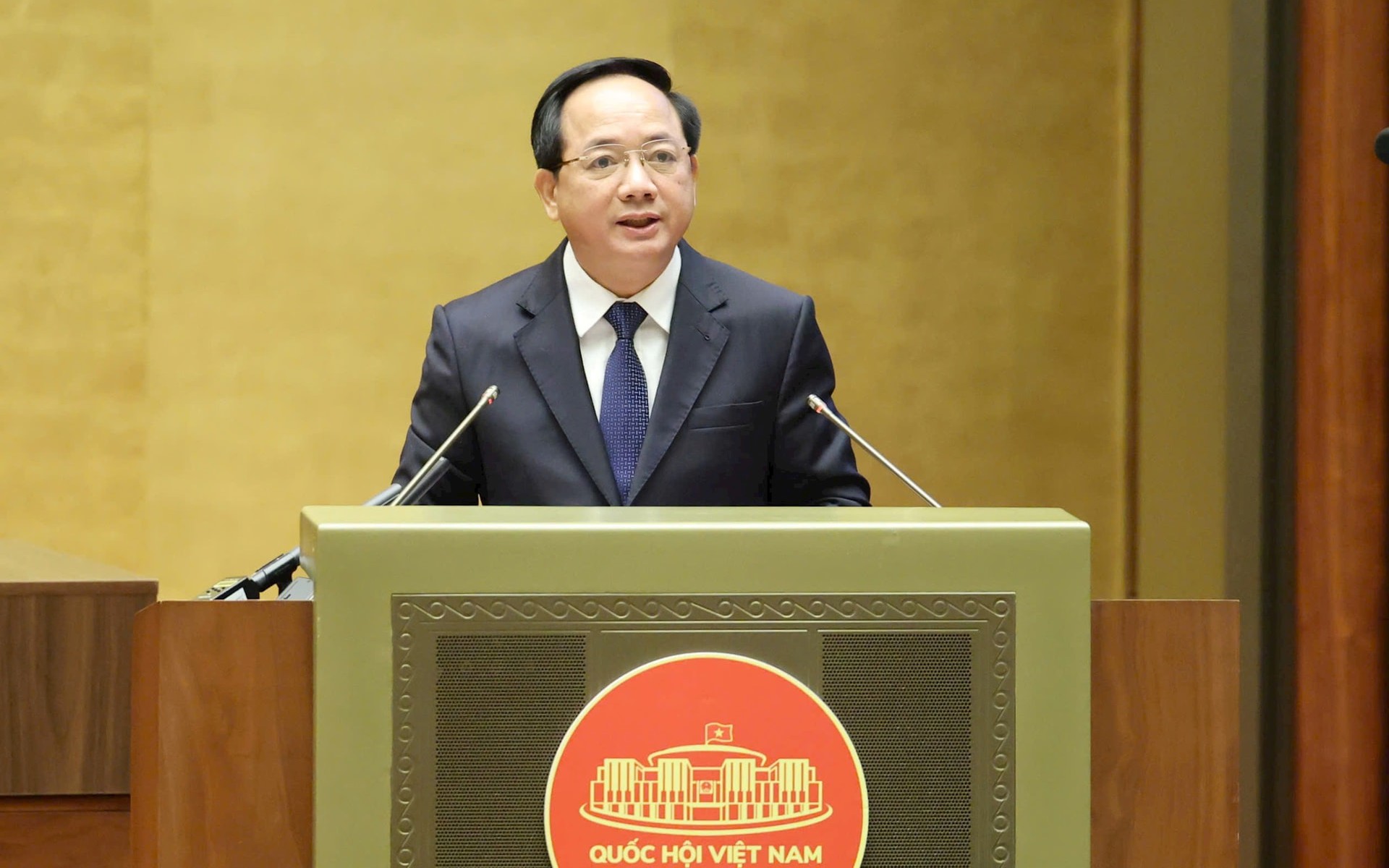 Ủy viên Bộ Chính trị, Bí thư Trung ương Đảng, Trưởng ban Tuyên giáo và Dân vận Trung ương Trịnh Văn Quyết truyền đạt chuyên đề “Nội dung trọng tâm, cốt lõi của Nghị quyết số 80- NQ/TW, về "Phát triển văn hóa Việt Nam. Ảnh: TTXVN