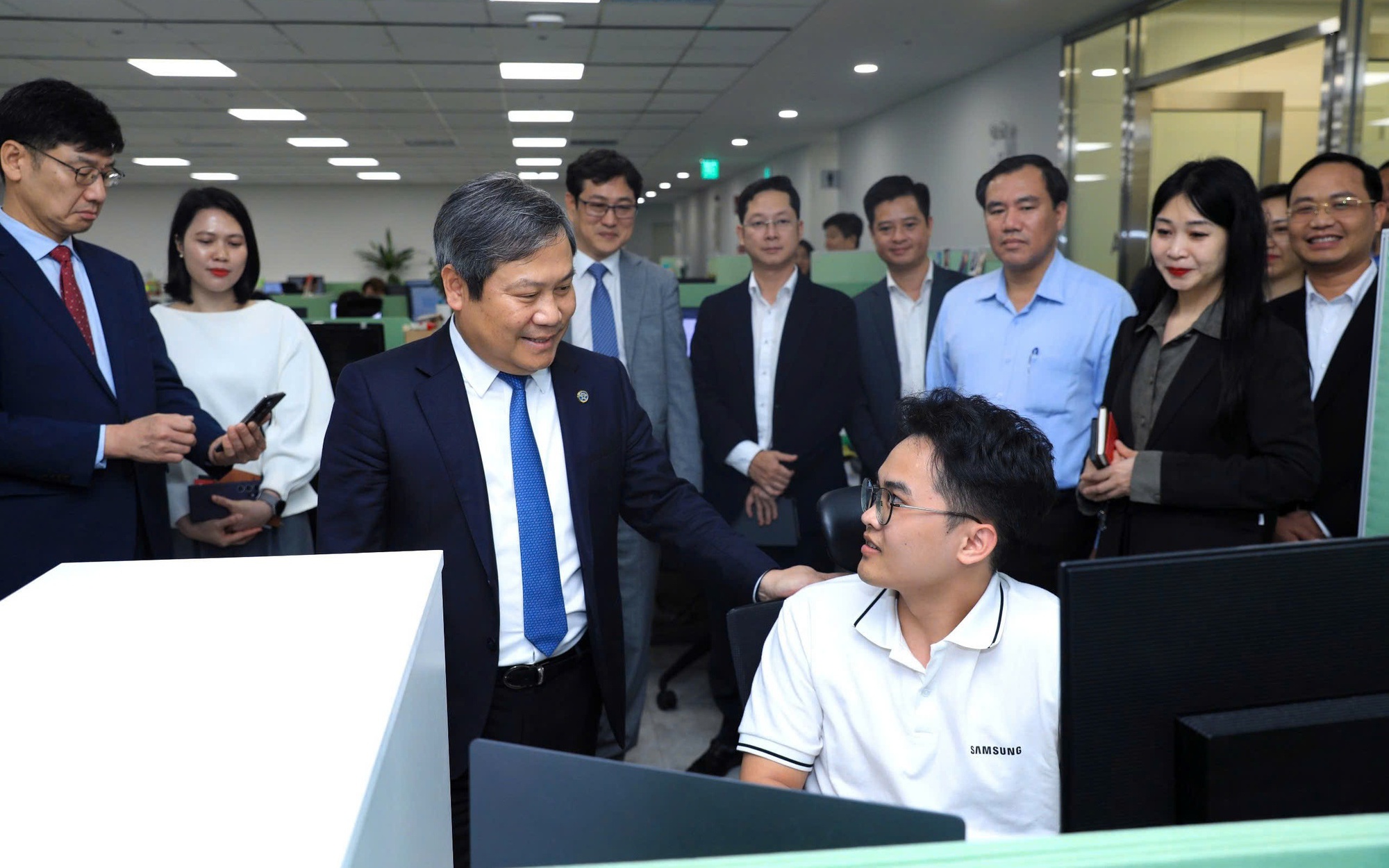 Chủ tịch UBND Thành phố Vũ Đại Thắng thăm, động viên sản xuất đầu năm