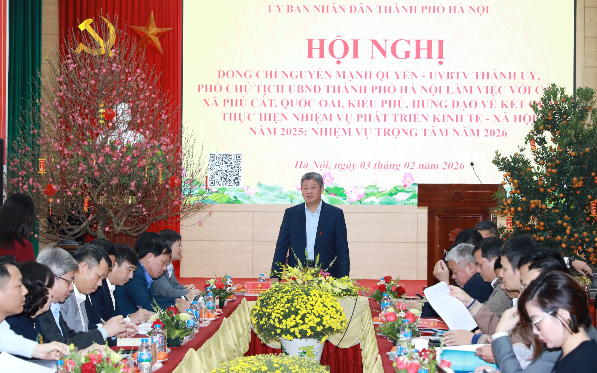 Phó Chủ tịch UBND Thành phố Nguyễn Mạnh Quyền phát biểu tại buổi làm việc