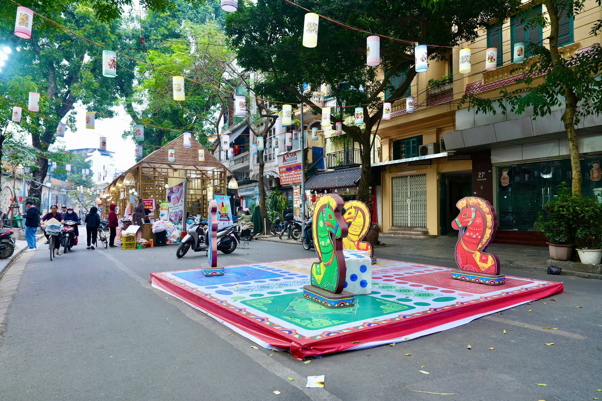 Nhiều hoạt động hấp dẫn tại Chợ hoa Xuân Phố cổ 2026- Ảnh 3.