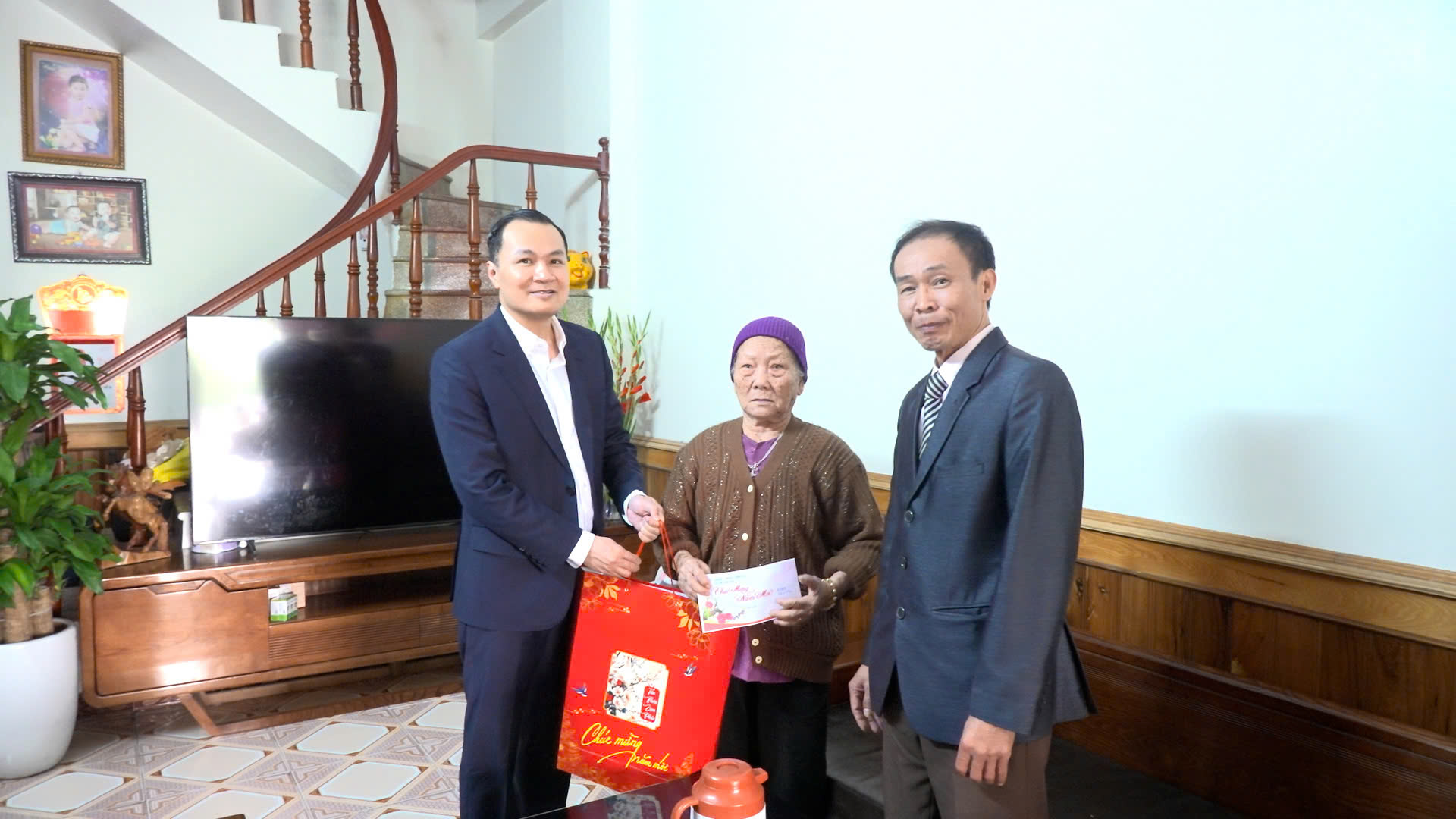 Xã Thanh Oai thăm, tặng quà nhân dịp Tết Nguyên đán Bính Ngọ- Ảnh 23.