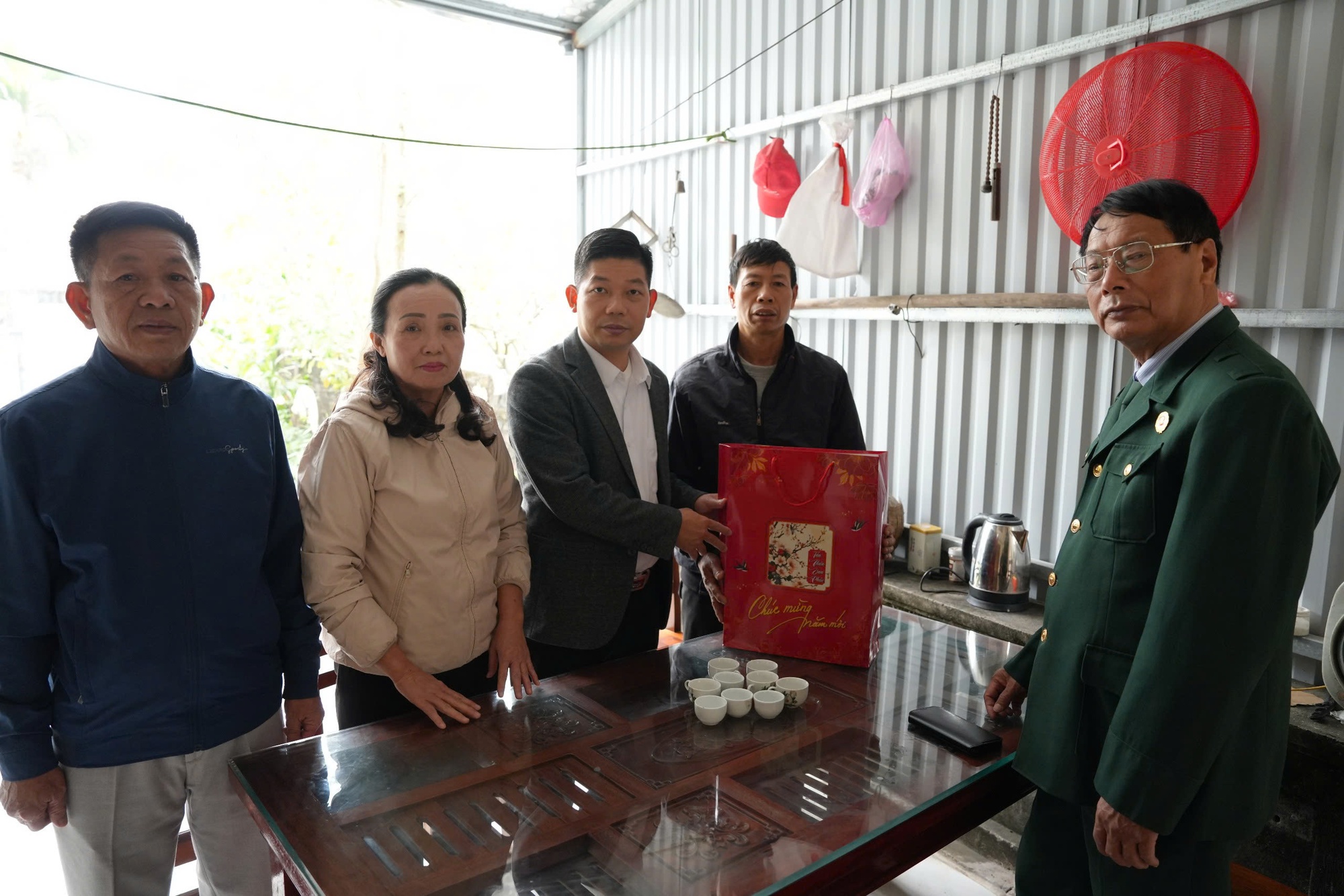 Xã Thanh Oai thăm, tặng quà nhân dịp Tết Nguyên đán Bính Ngọ- Ảnh 14.