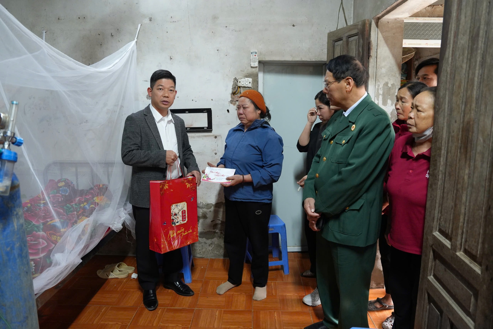 Xã Thanh Oai thăm, tặng quà nhân dịp Tết Nguyên đán Bính Ngọ- Ảnh 15.