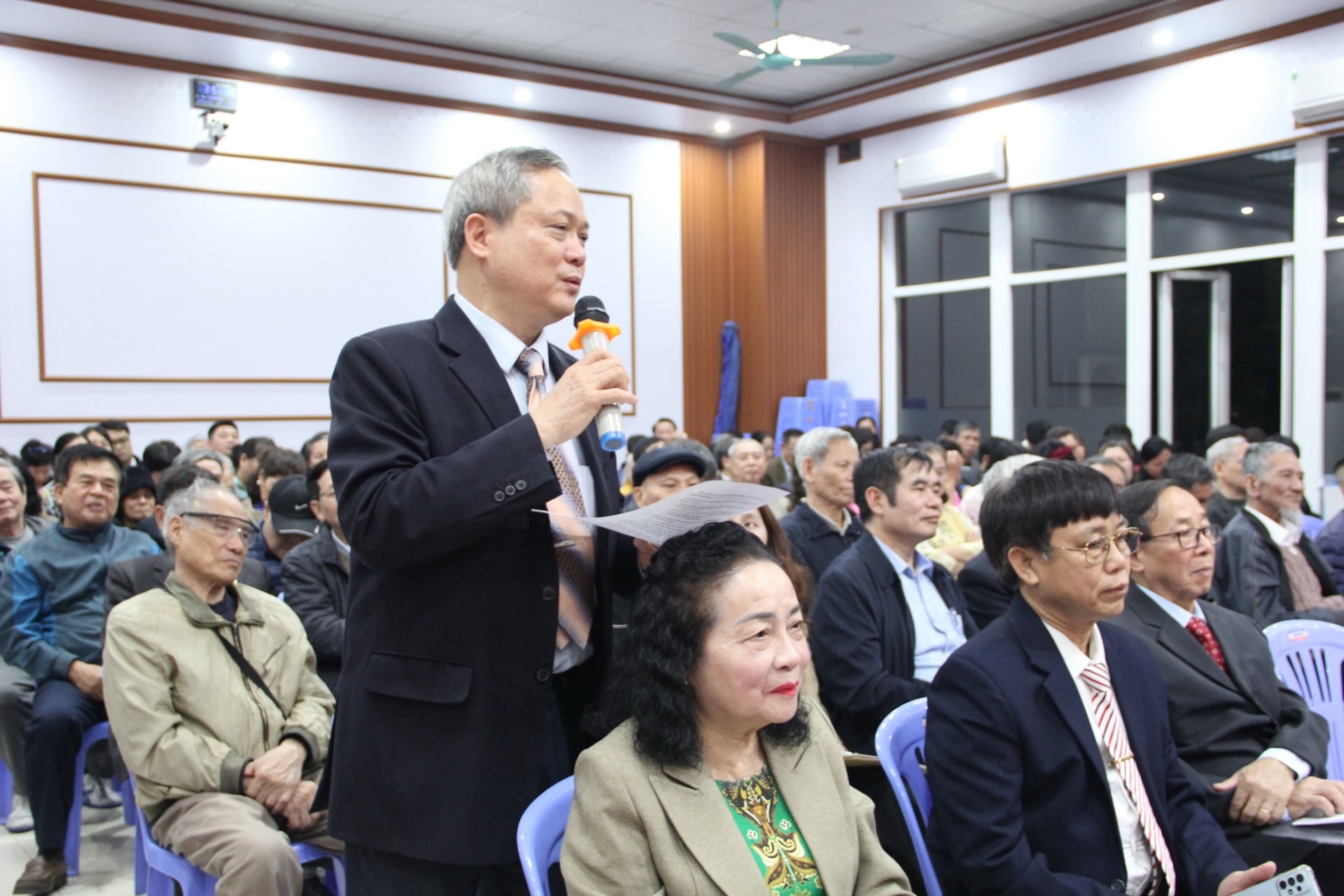 Cử tri nơi cư trú tín nhiệm giới thiệu đồng chí Bùi Huyền Mai ứng cử đại biểu HĐND thành phố Hà Nội- Ảnh 3.