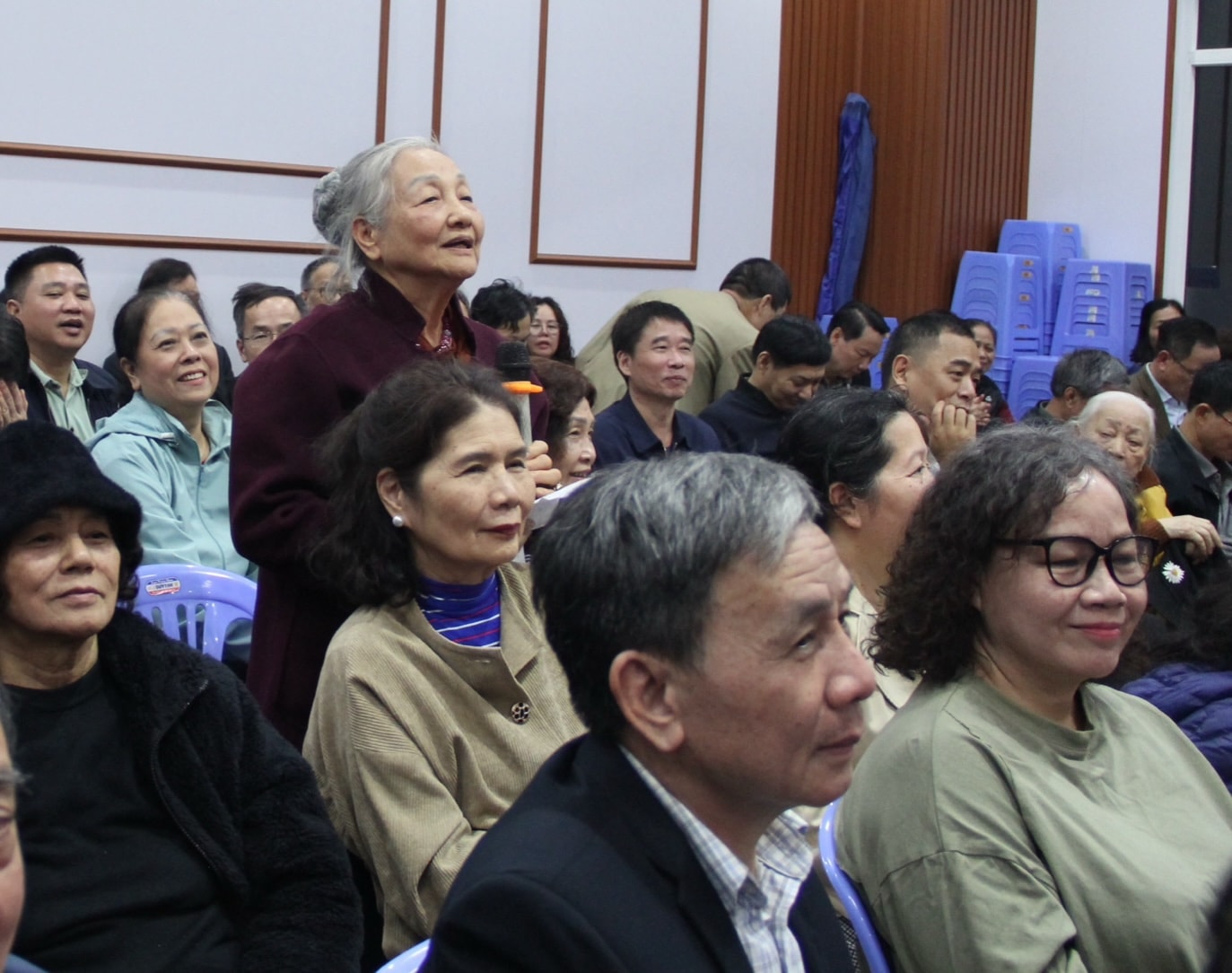 Cử tri nơi cư trú tín nhiệm giới thiệu đồng chí Bùi Huyền Mai ứng cử đại biểu HĐND thành phố Hà Nội- Ảnh 4.