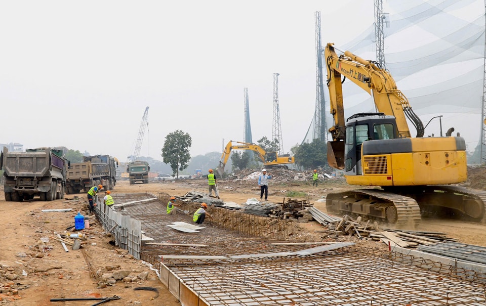 Tập trung cao nhất nguồn lực đẩy nhanh tiến độ các công trình có tính chất khẩn cấp- Ảnh 7.