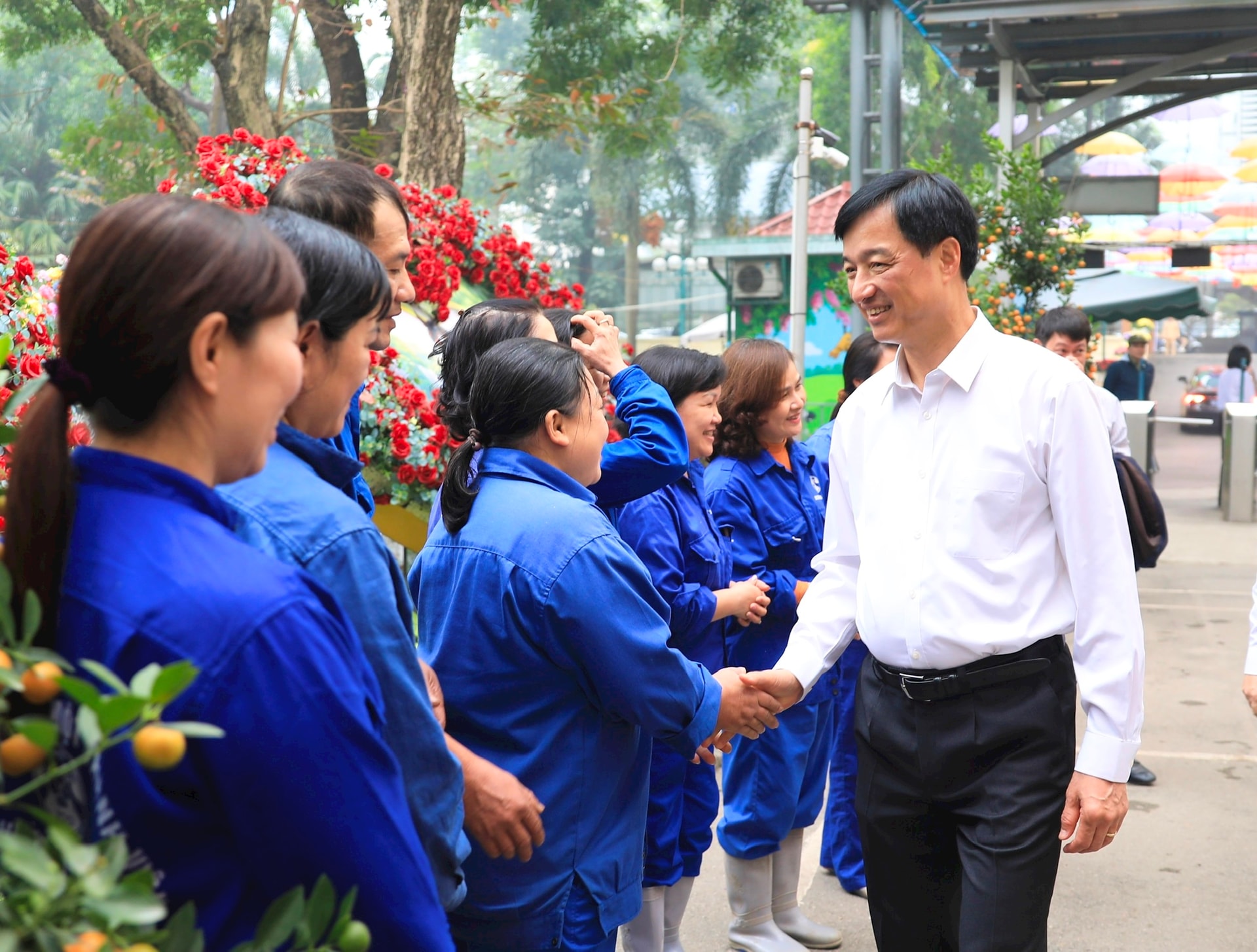 Tập trung cao nhất nguồn lực đẩy nhanh tiến độ các công trình có tính chất khẩn cấp- Ảnh 2.