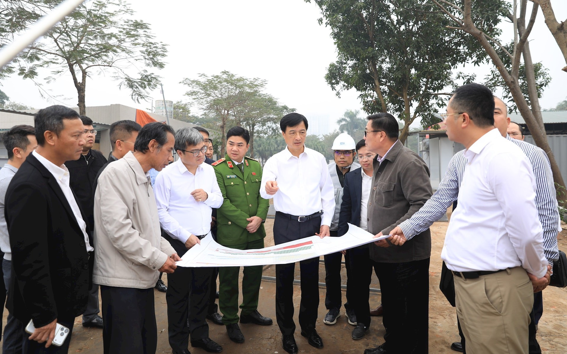 Bí thư Thành ủy Hà Nội Nguyễn Duy Ngọc chỉ đạo đẩy nhanh tiến độ dự án đầu tư xây dựng hồ điều hòa Phú Đô (phường Từ Liêm)