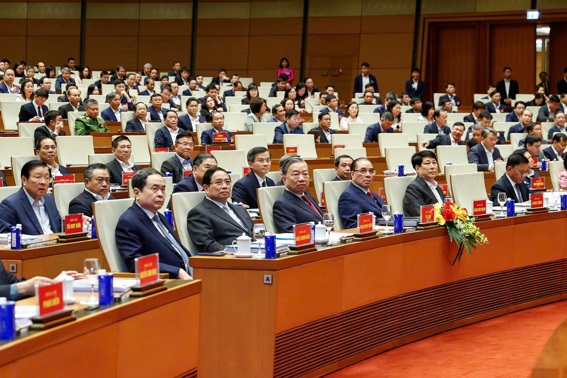 Bảo đảm cao nhất lợi ích quốc gia - dân tộc, tạo lập môi trường quốc tế thuận lợi để phát triển đất nước- Ảnh 1.