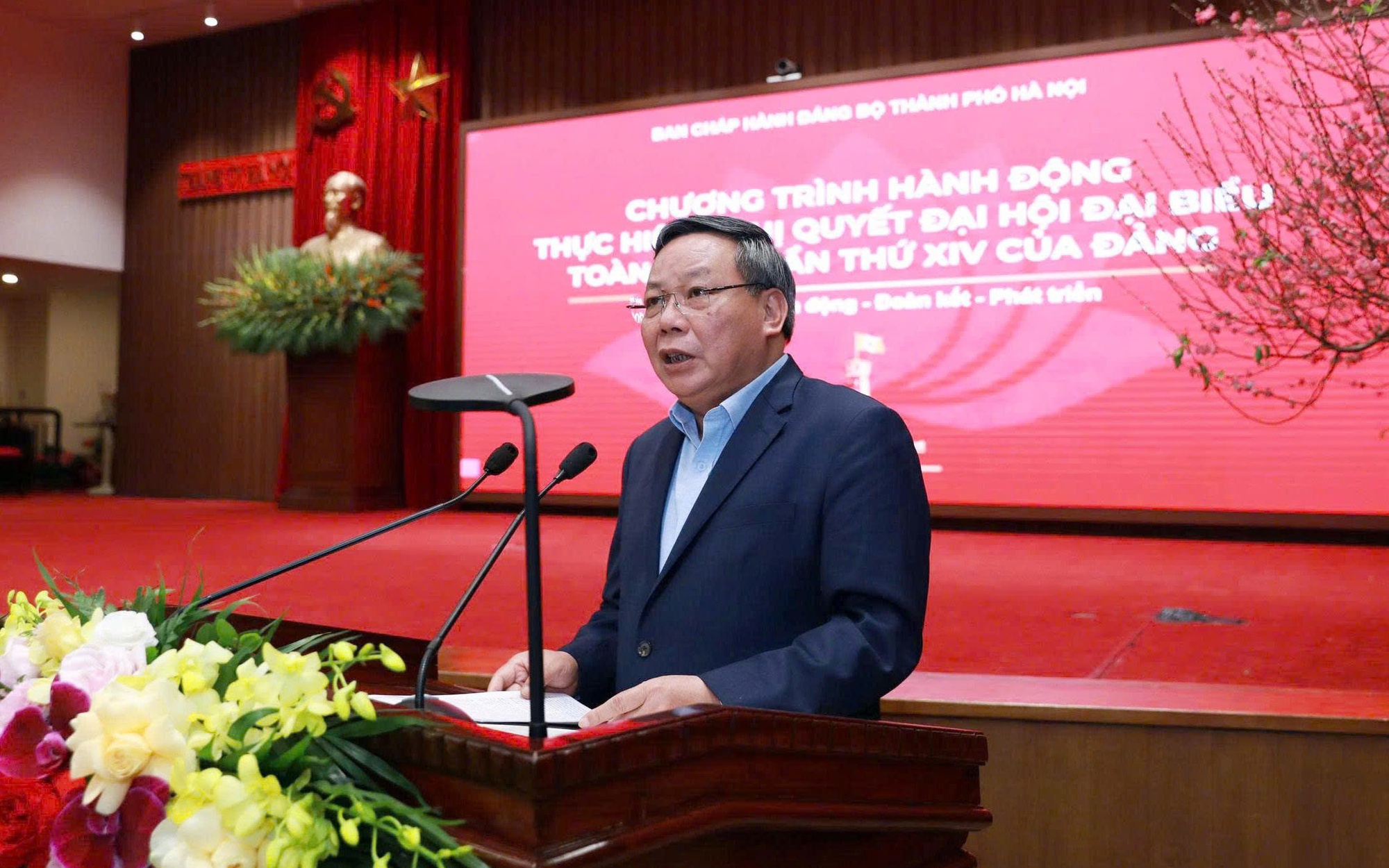 Phó Bí thư Thường trực Thành ủy Nguyễn Văn Phong quán triệt, triển khai Chương trình hành động của Đảng bộ thành phố thực hiện Nghị quyết Đại hội đại biểu toàn quốc lần thứ XIV của Đảng