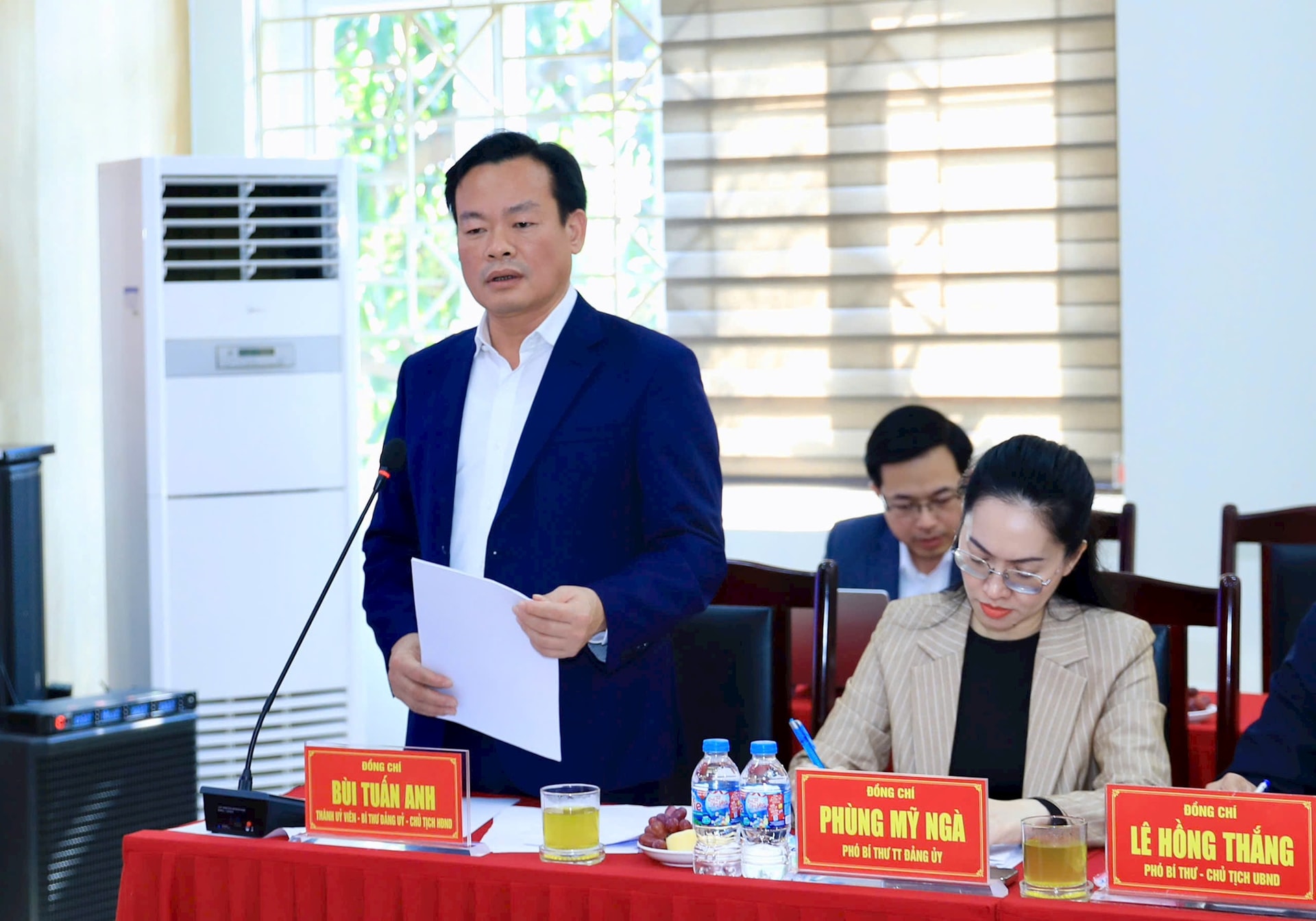 Tập trung tổ chức thành công cuộc bầu cử bảo đảm đúng luật, dân chủ và an toàn tuyệt đối- Ảnh 2.