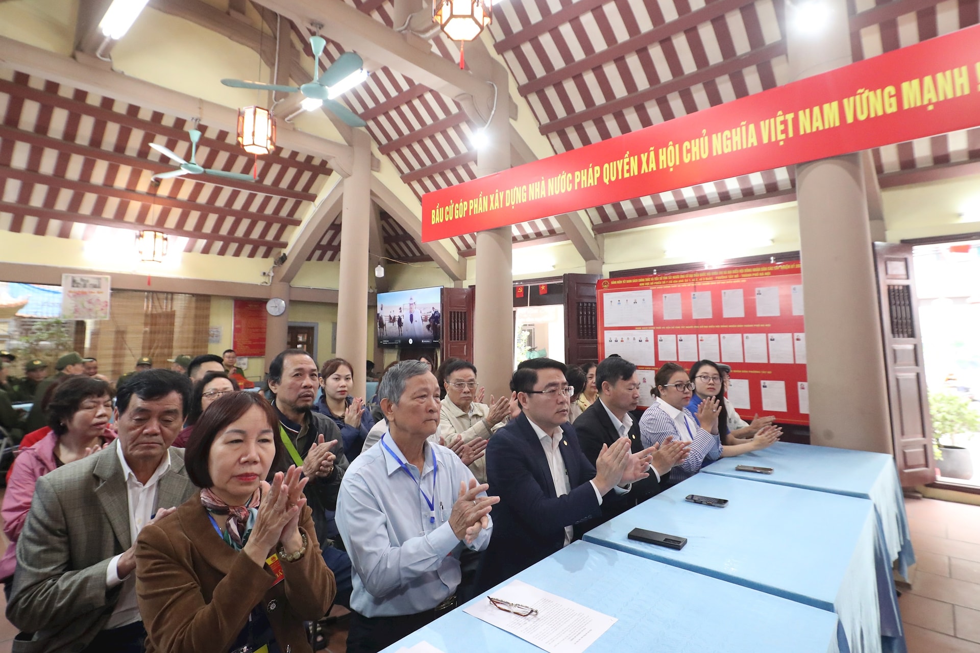 Phường Tây Hồ vận hành thử quy trình bầu cử: Sẵn sàng cho ngày hội non sông- Ảnh 2.