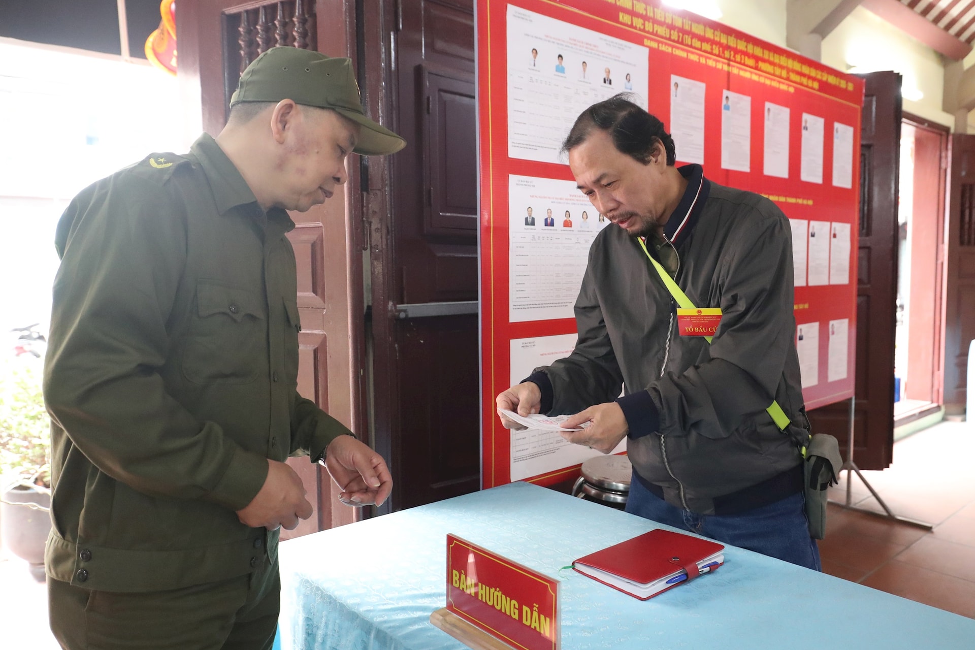 Phường Tây Hồ vận hành thử quy trình bầu cử: Sẵn sàng cho ngày hội non sông- Ảnh 8.