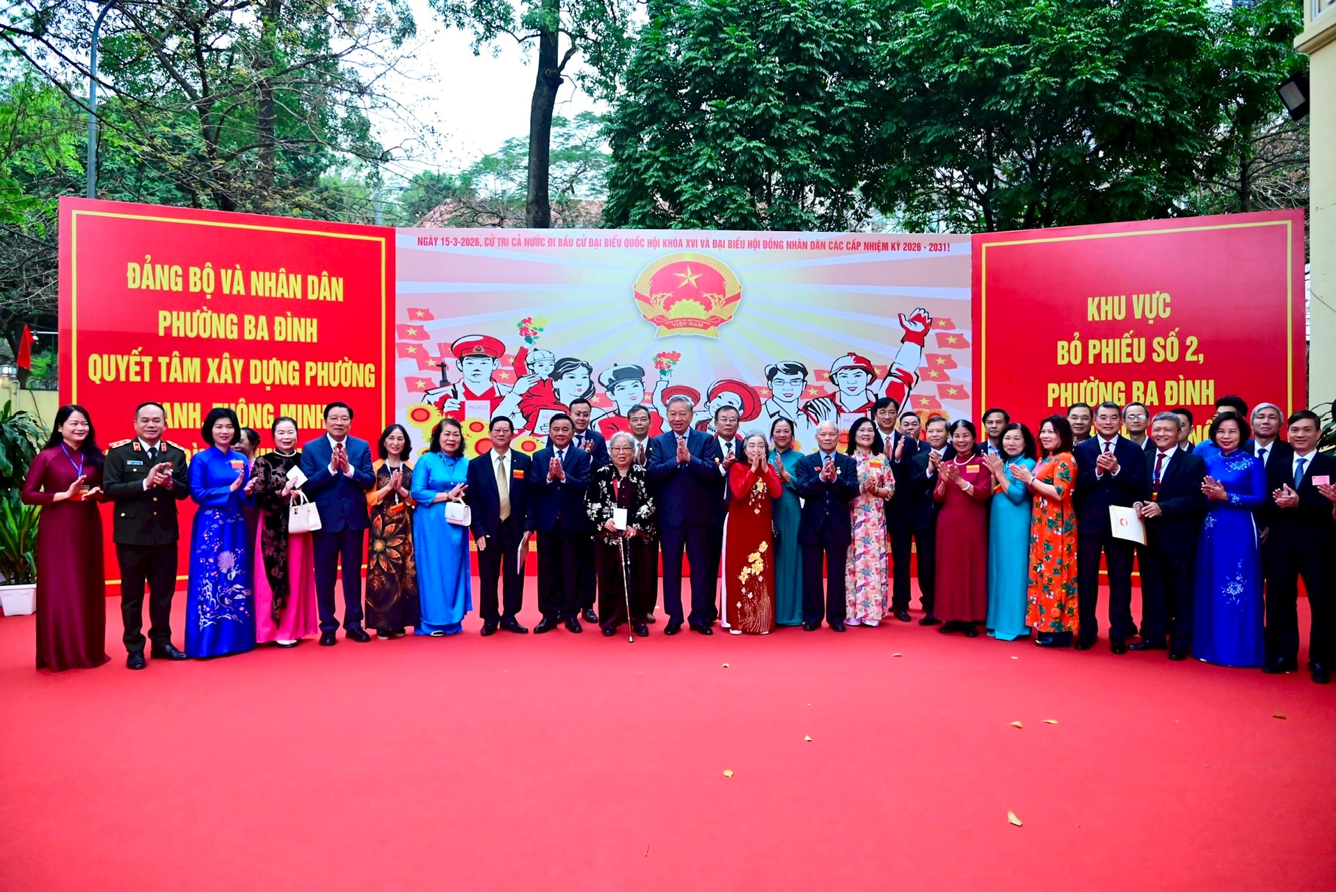 Tổng Bí thư Tô Lâm dự Lễ khai mạc và bỏ phiếu bầu cử tại phường Ba Đình- Ảnh 3.