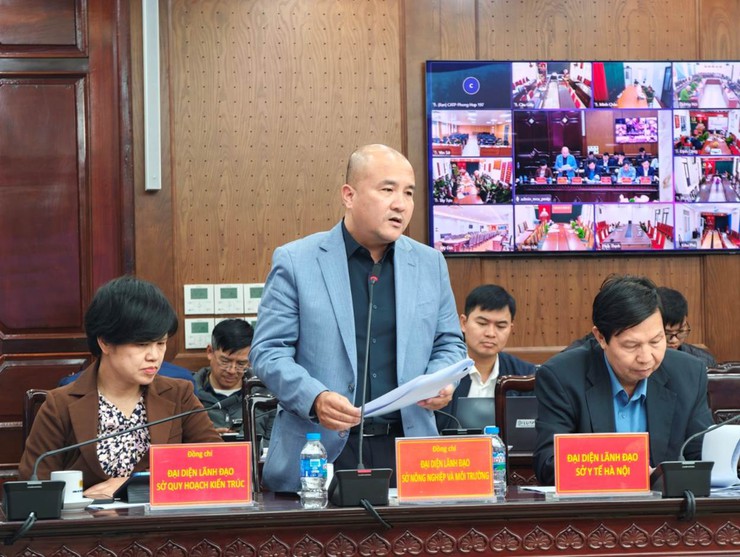 Hanoi intensifies actions to resolve urban disorder and persistent traffic congestion hotspots- Ảnh 3.