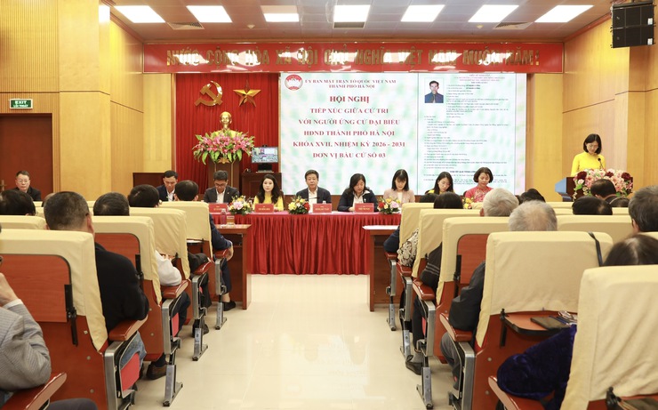 Hanoi People's Council candidates address voter concerns to improve quality of life- Ảnh 1.