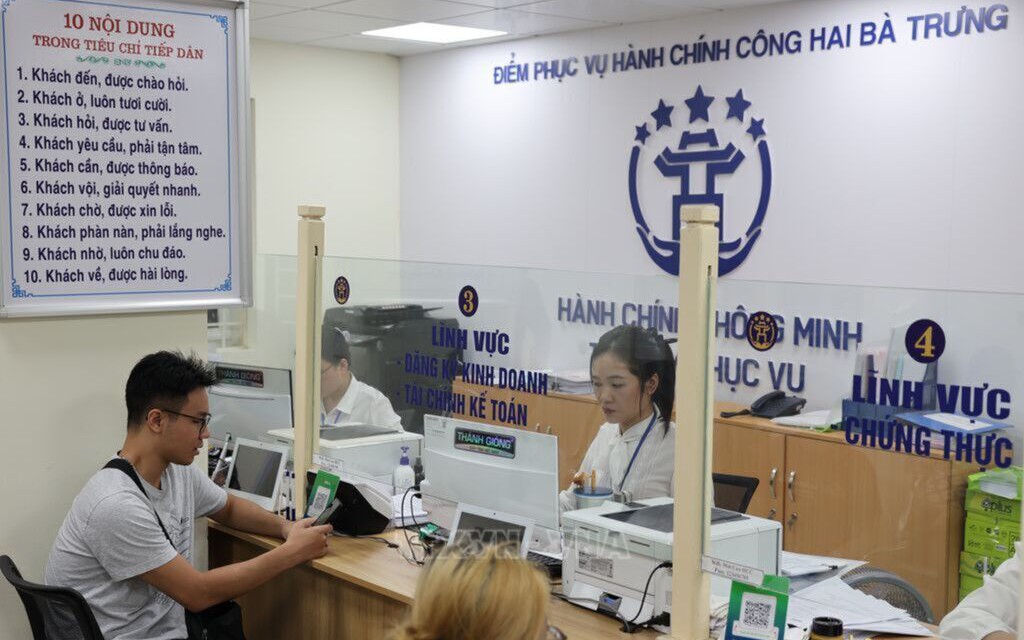 Tiếp tục đẩy mạnh phân cấp, ủy quyền và nâng cao hiệu quả giải quyết thủ tục hành chính