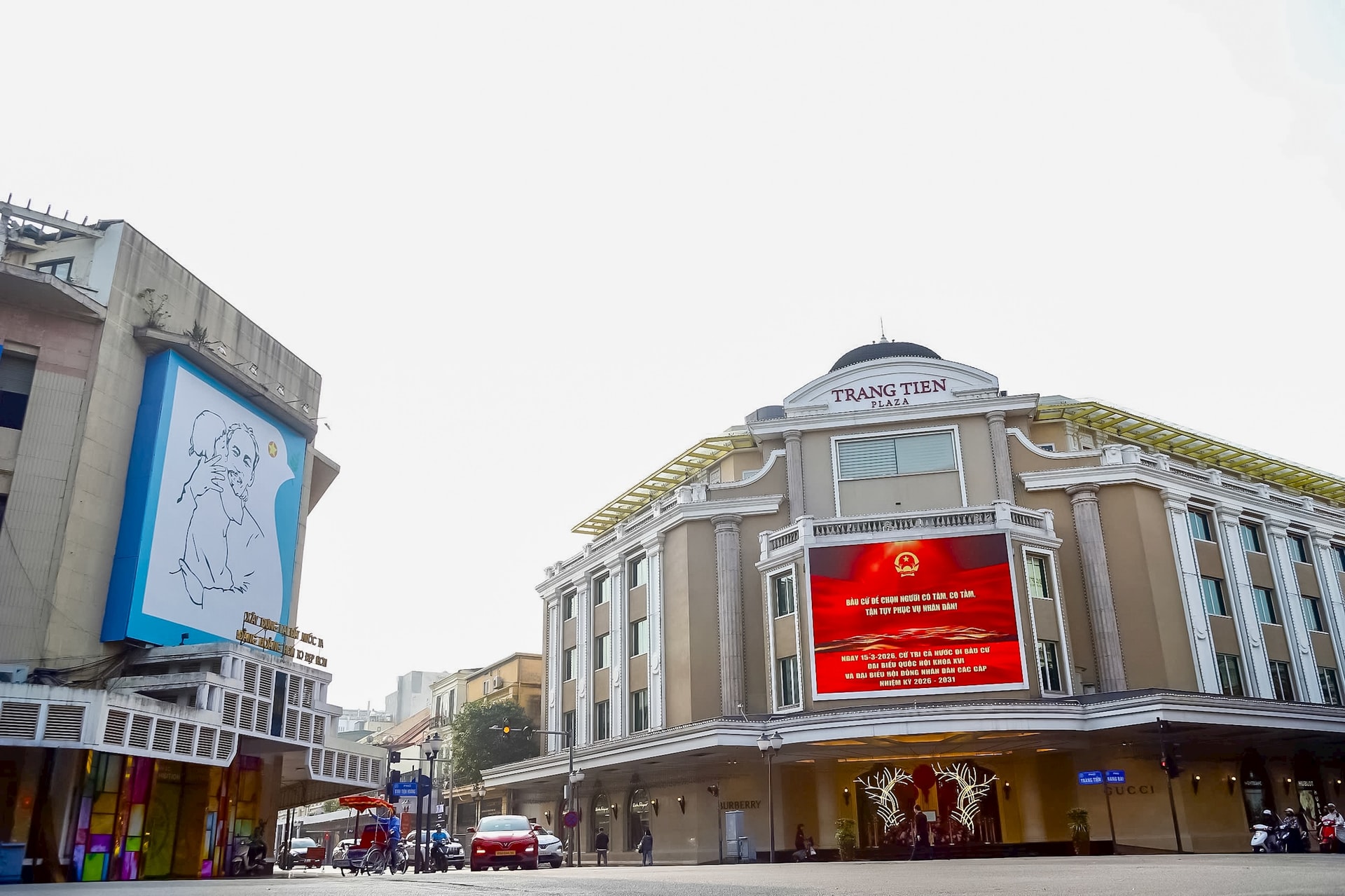 Hà Nội trang hoàng rực rỡ, sẵn sàng cho cuộc bầu cử đại biểu Quốc hội và HĐND các cấp- Ảnh 1.