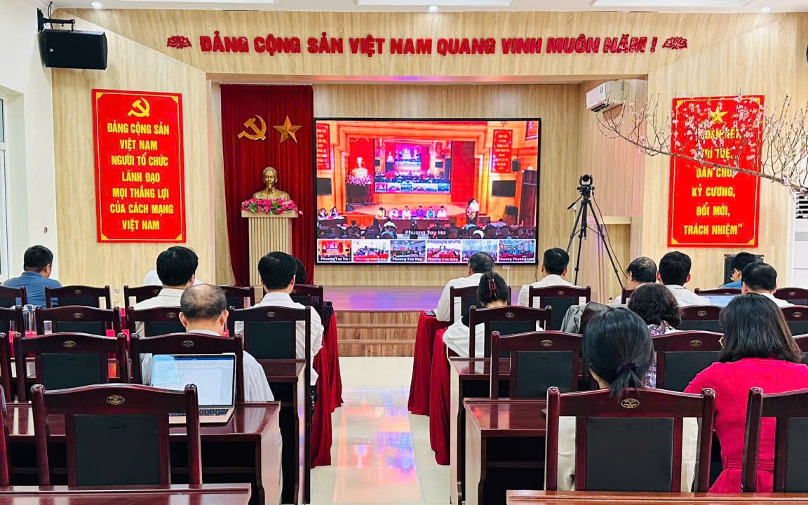 Cử tri phường Hồng Hà tham dự Hội nghị