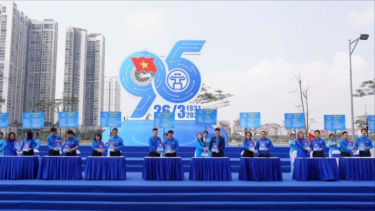 "Khát vọng Thanh niên Thủ đô" - Kỷ niệm 95 năm Ngày thành lập Đoàn TNCS Hồ Chí Minh- Ảnh 3.