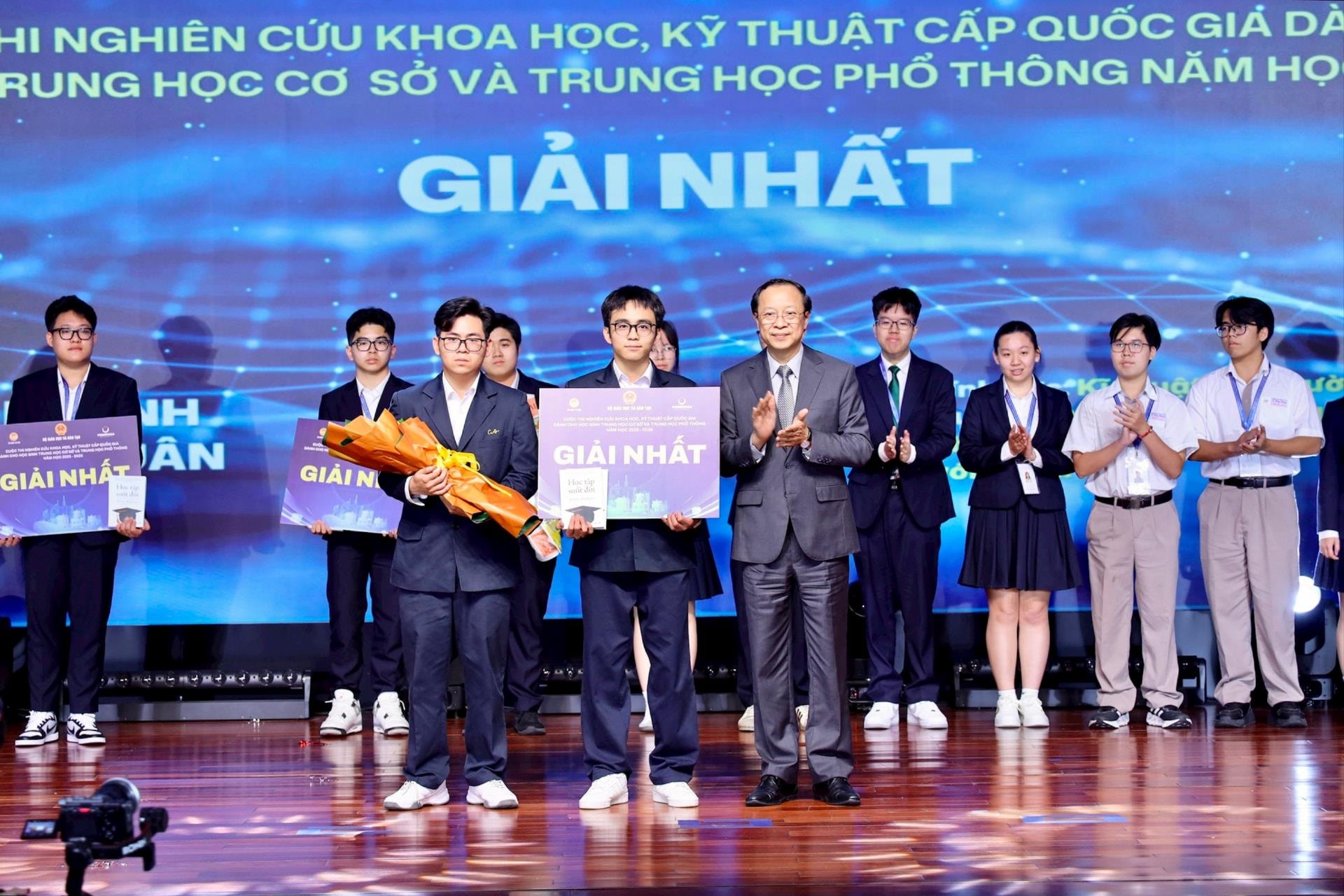 Hà Nội dẫn đầu với 11 dự án đoạt giải Cuộc thi nghiên cứu khoa học, kỹ thuật cấp quốc gia- Ảnh 1.