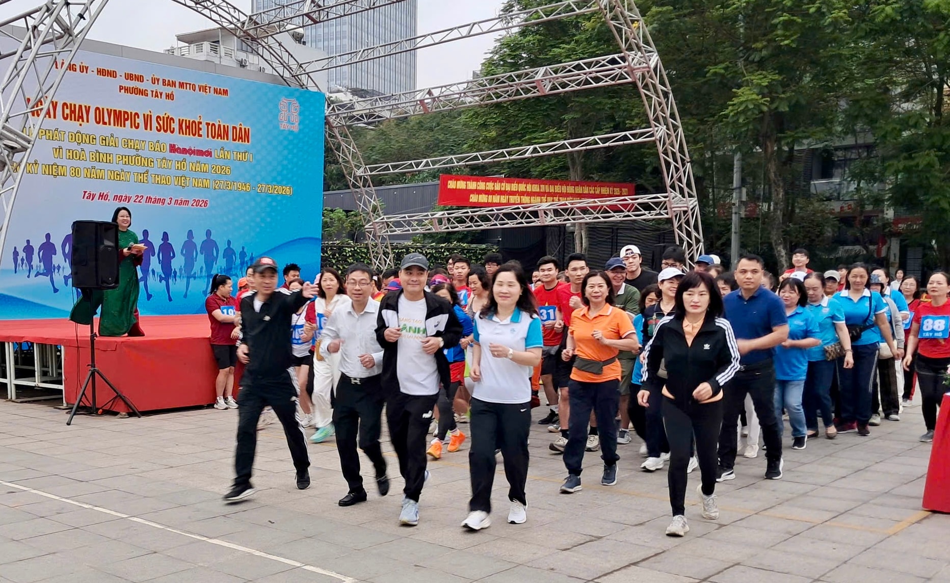 Phường Tây Hồ phát động Giải chạy Hànộimới Vì hòa bình năm 2026- Ảnh 2.