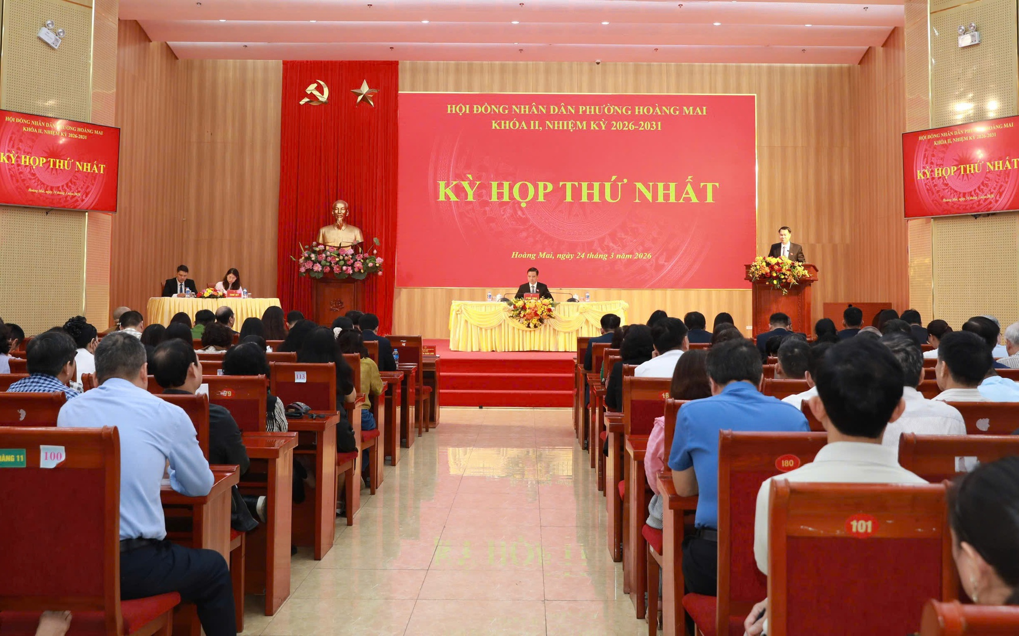 Quang cảnh kỳ họp thứ Nhất, HĐND phường Hoàng Mai khóa II, nhiệm kỳ 2026-2031