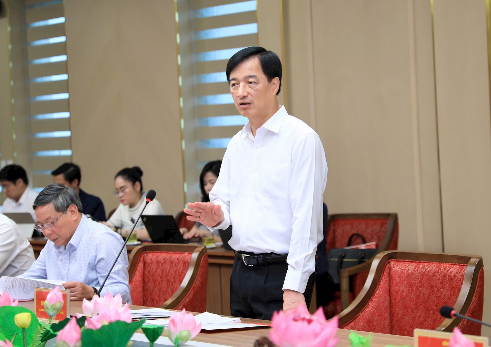 Hà Nội đẩy nhanh triển khai Nghị quyết 57-NQ/TW, tập trung hoàn thiện dữ liệu phục vụ chuyển đổi số- Ảnh 1.