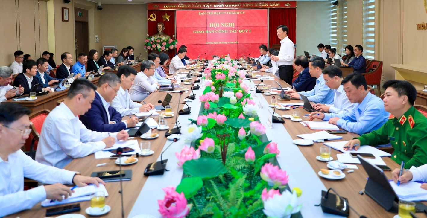 Hà Nội đẩy nhanh triển khai Nghị quyết 57-NQ/TW, tập trung hoàn thiện dữ liệu phục vụ chuyển đổi số- Ảnh 2.