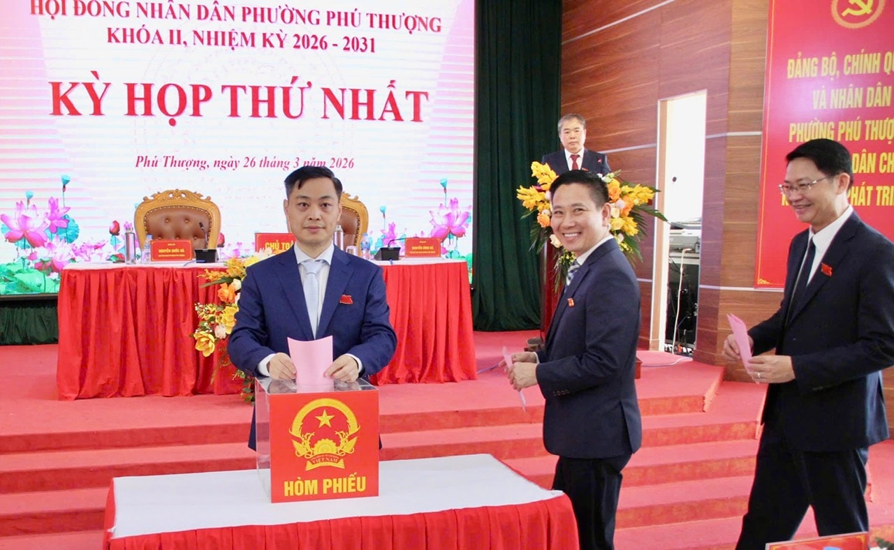 Kỳ họp thứ Nhất HĐND phường Phú Thượng quyết nghị nhiều nội dung quan trọng thuộc thẩm quyền- Ảnh 2.