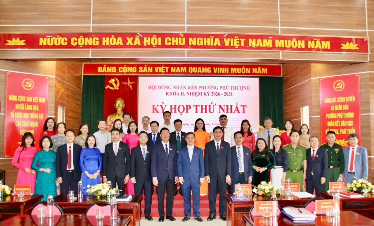 Kỳ họp thứ Nhất HĐND phường Phú Thượng quyết nghị nhiều nội dung quan trọng thuộc thẩm quyền- Ảnh 8.