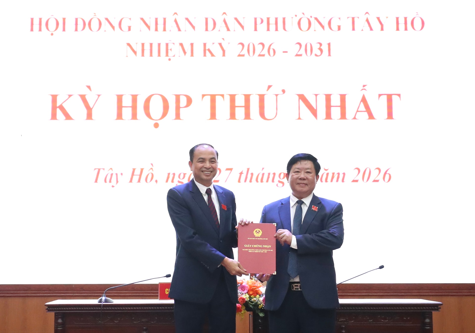 Kỳ họp thứ Nhất HĐND phường Tây Hồ quyết nghị nhiều nội dung quan trọng thuộc thẩm quyền- Ảnh 3.