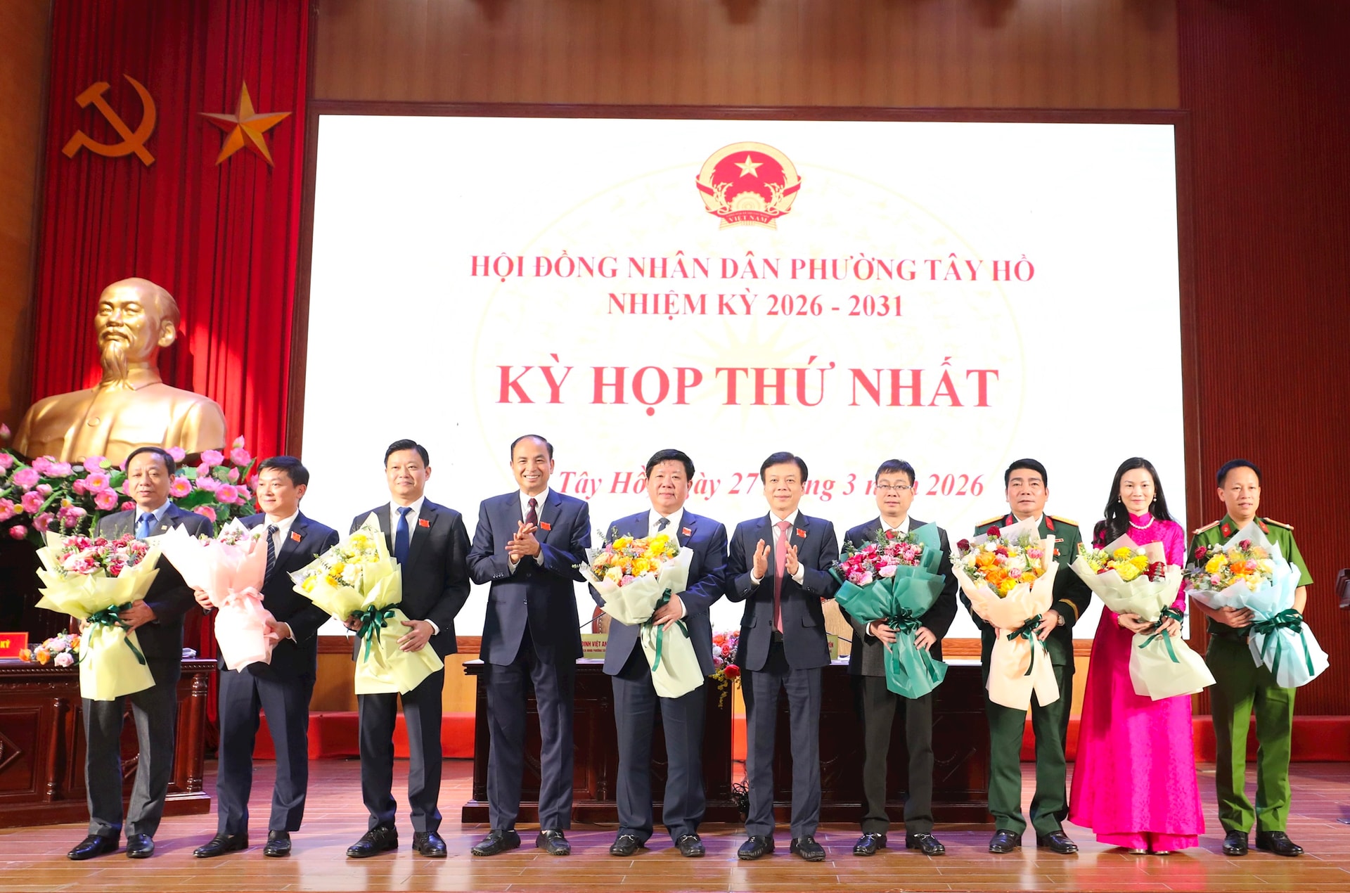 Kỳ họp thứ Nhất HĐND phường Tây Hồ quyết nghị nhiều nội dung quan trọng thuộc thẩm quyền- Ảnh 5.