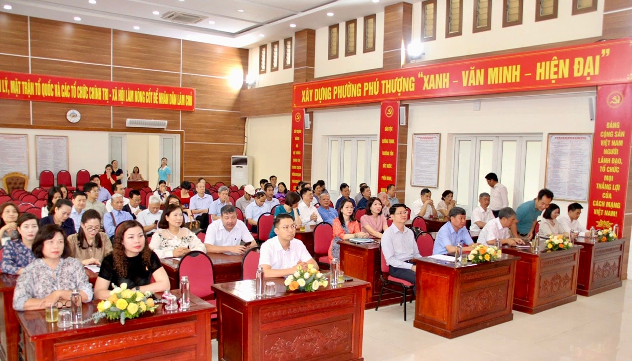 Phường Phú Thượng phát động Cuộc thi chính luận về bảo vệ nền tảng tư tưởng của Đảng- Ảnh 2.