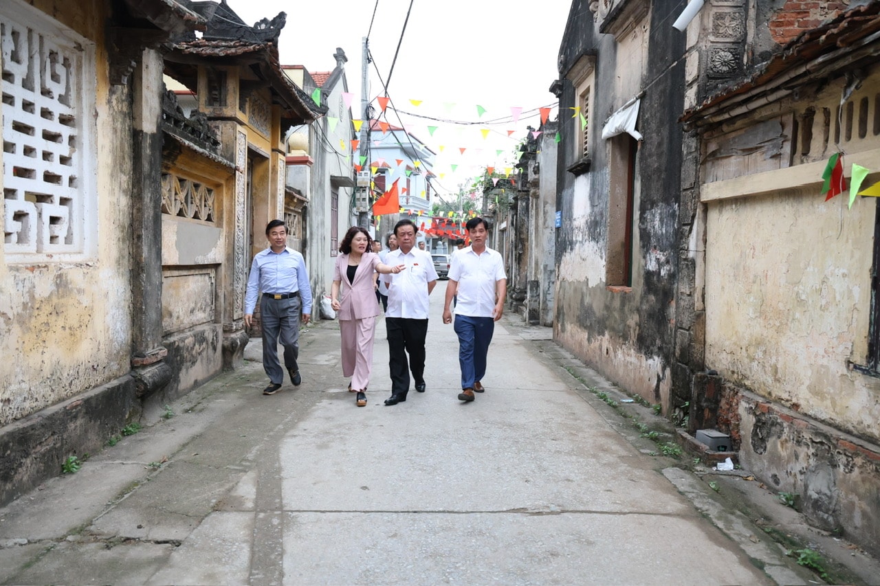 Phó Chủ tịch Quốc hội Lê Minh Hoan thăm, làm việc tại xã Chuyên Mỹ- Ảnh 4.