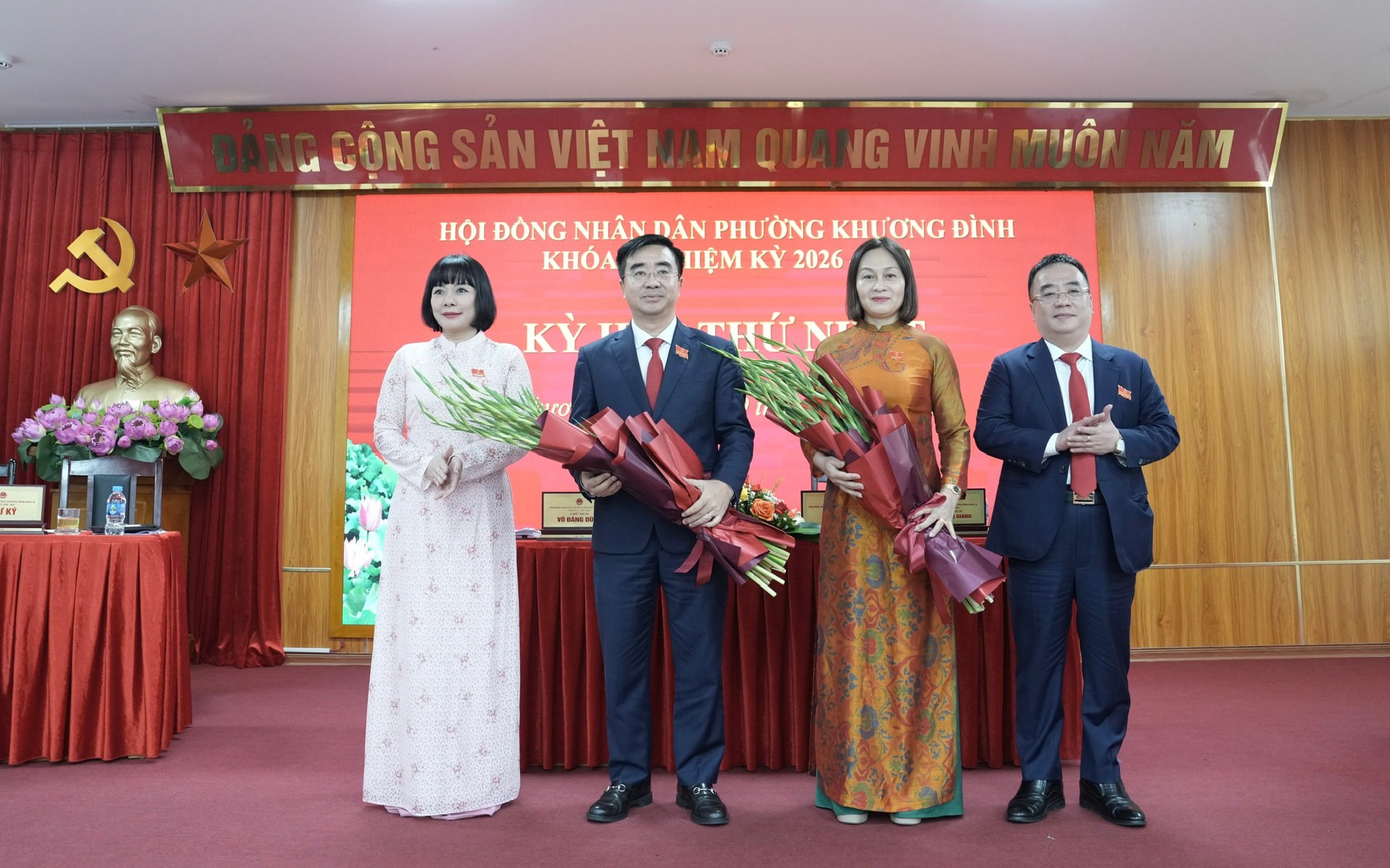 Thường trực HĐND phường nhiệm kỳ 2026-2031 ra mắt kỳ họp.