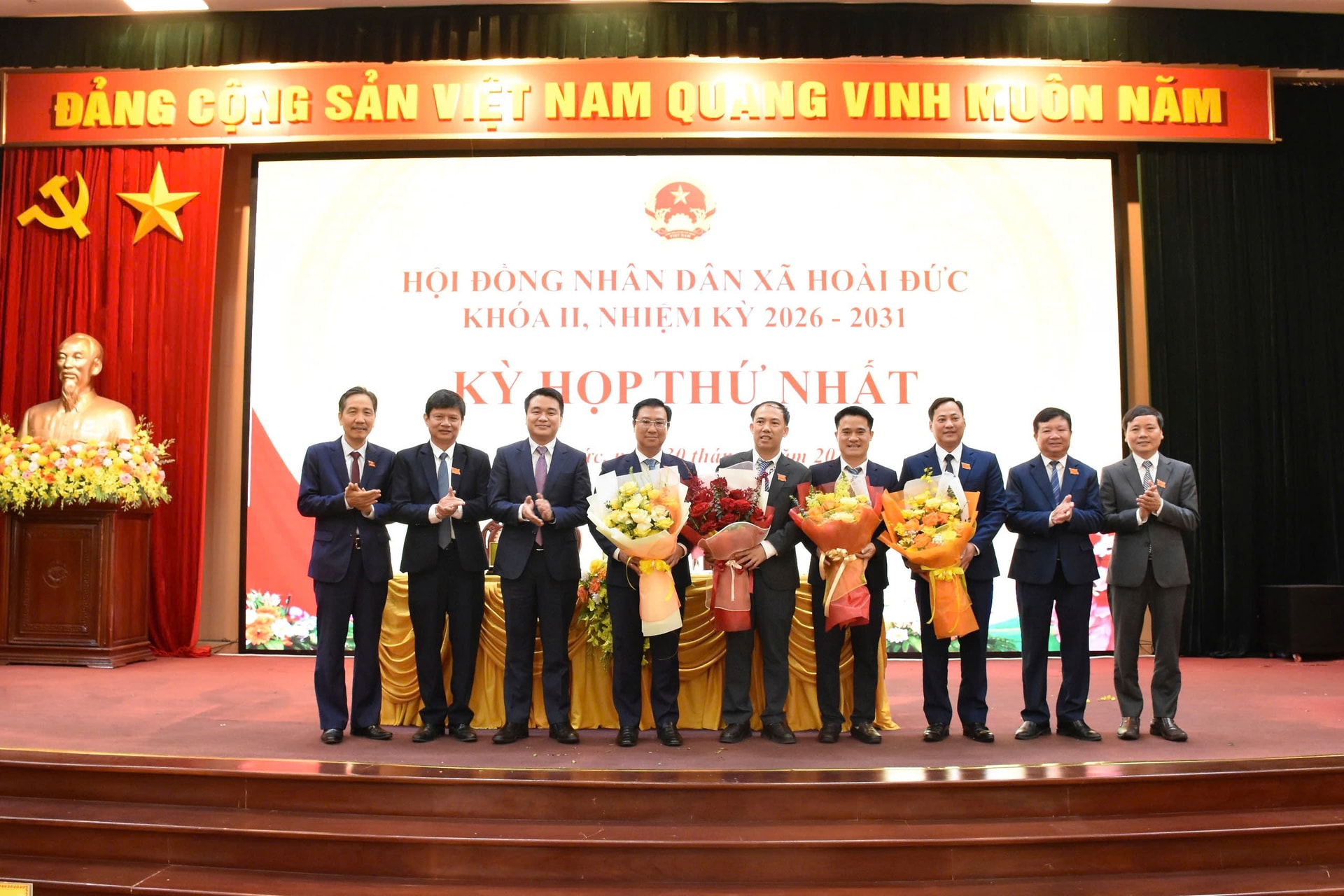 Đồng chí Nguyễn Thanh Bình được bầu giữ chức Chủ tịch HĐND xã Hoài Đức nhiệm kỳ 2026-2031- Ảnh 3.