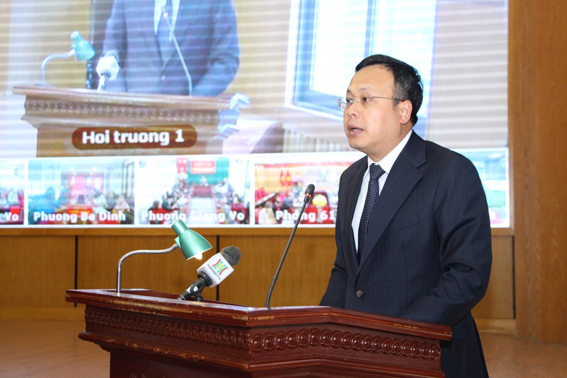 Ứng cử viên đại biểu HĐND thành phố Hà Nội - Đơn vị bầu cử số 2 vận động bầu cử tại 3 phường- Ảnh 8.