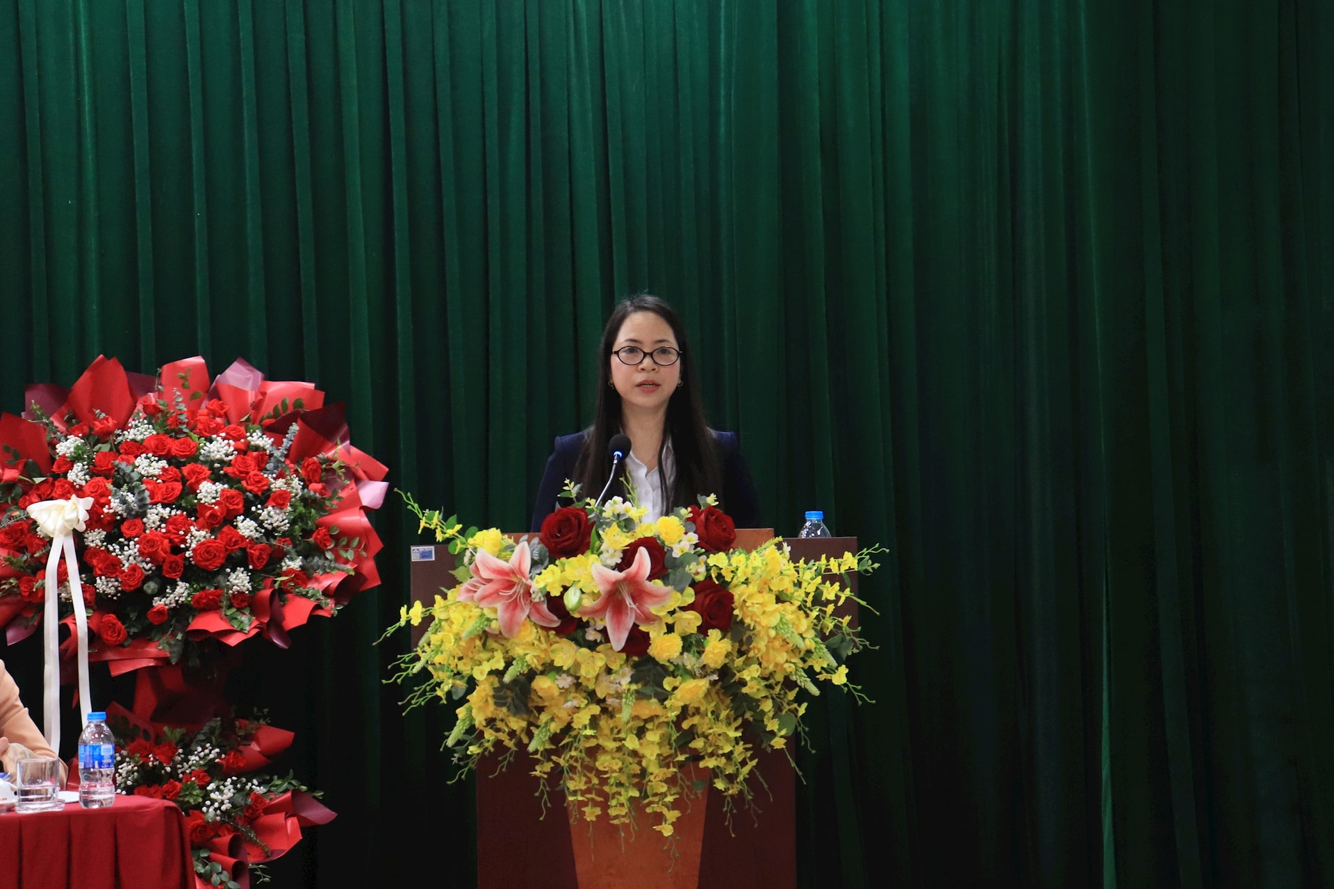 Ứng cử viên đại biểu HĐND thành phố Hà Nội - Đơn vị số 10 tiếp xúc cử tri- Ảnh 3.