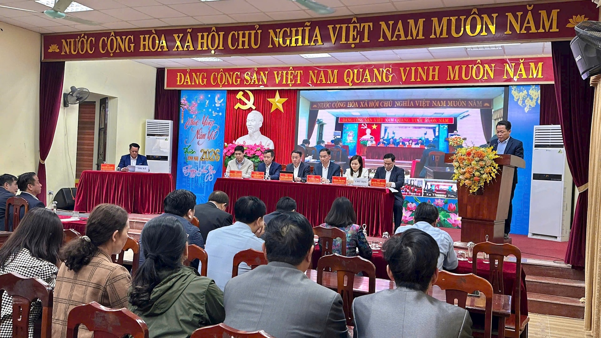 Ứng cử đại biểu HĐND thành phố Hà Nội - Đơn vị bầu cử số 18 tiếp xúc cử tri, vận động bầu cử- Ảnh 8.