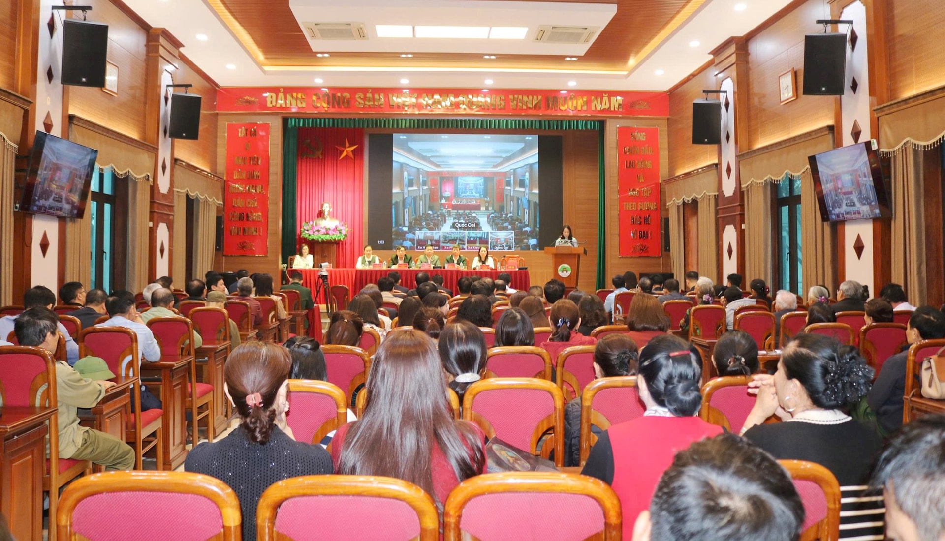 Ứng cử viên đại biểu HĐND thành phố Hà Nội tiếp xúc cử tri đơn vị bầu cử số 25- Ảnh 2.