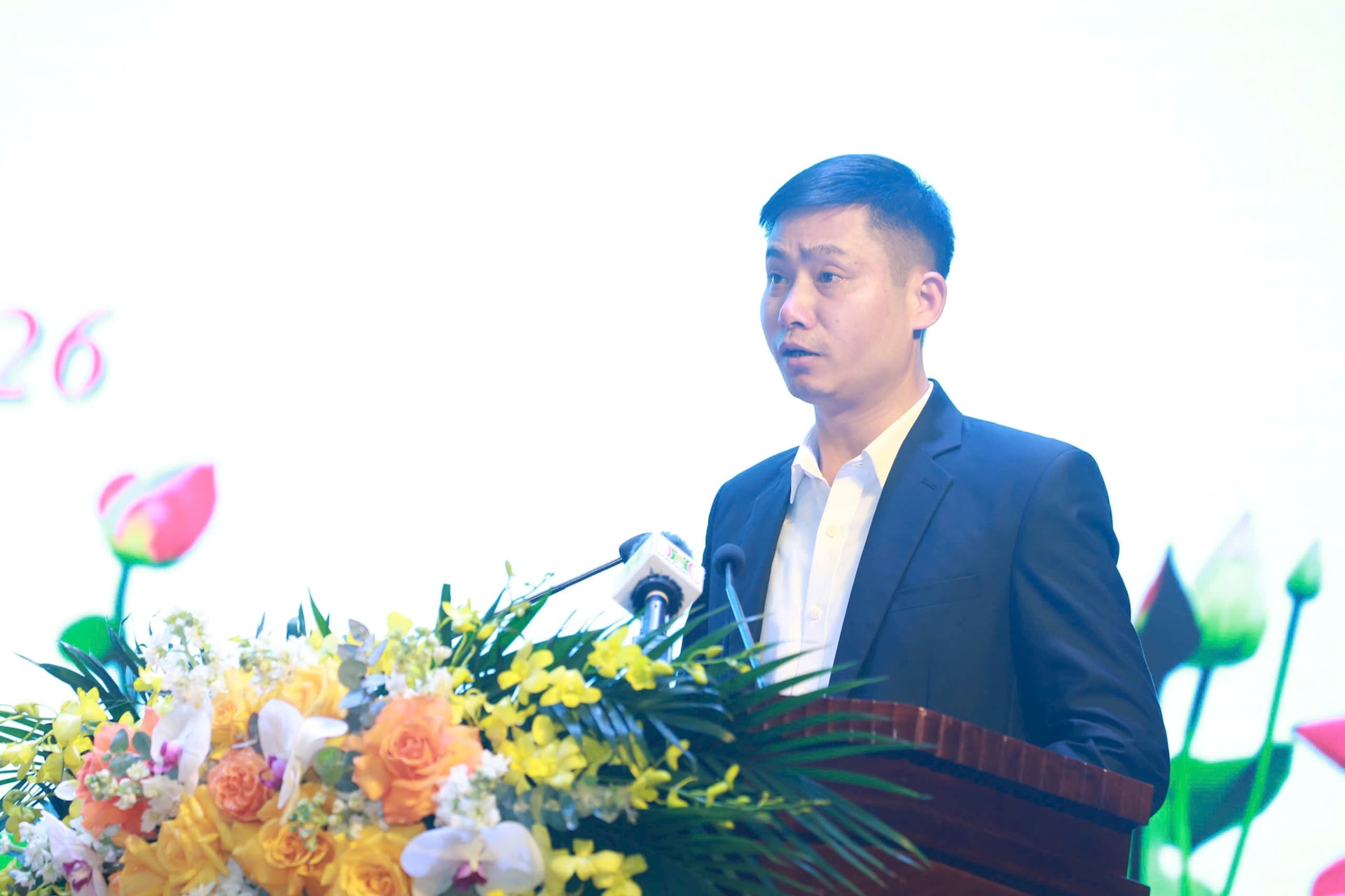 Các ứng cử viên đại biểu HĐND thành phố Hà Nội vận động bầu cử tại Đơn vị bầu cử số 30- Ảnh 5.