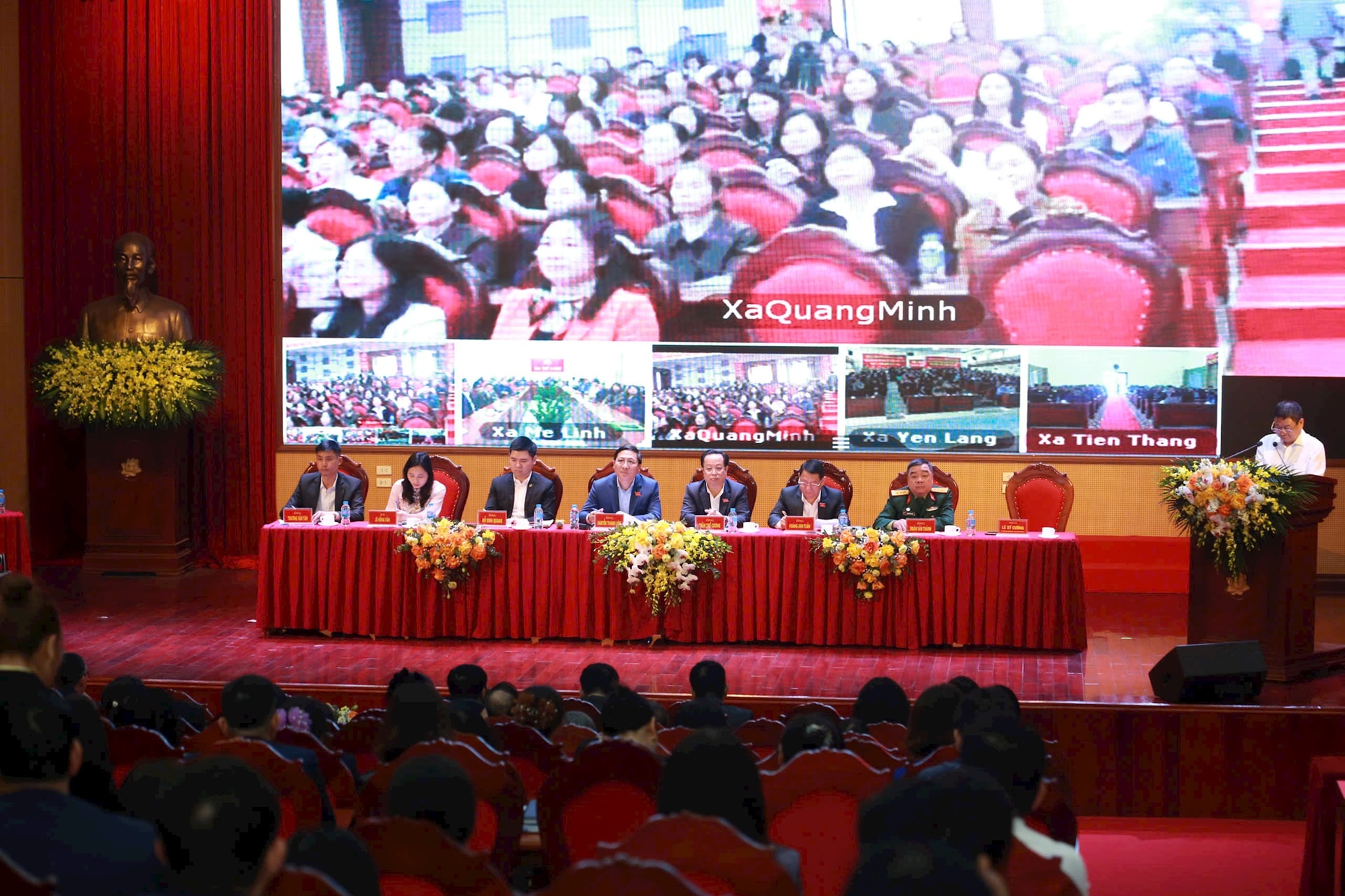 Các ứng cử viên đại biểu HĐND thành phố Hà Nội vận động bầu cử tại Đơn vị bầu cử số 30- Ảnh 10.