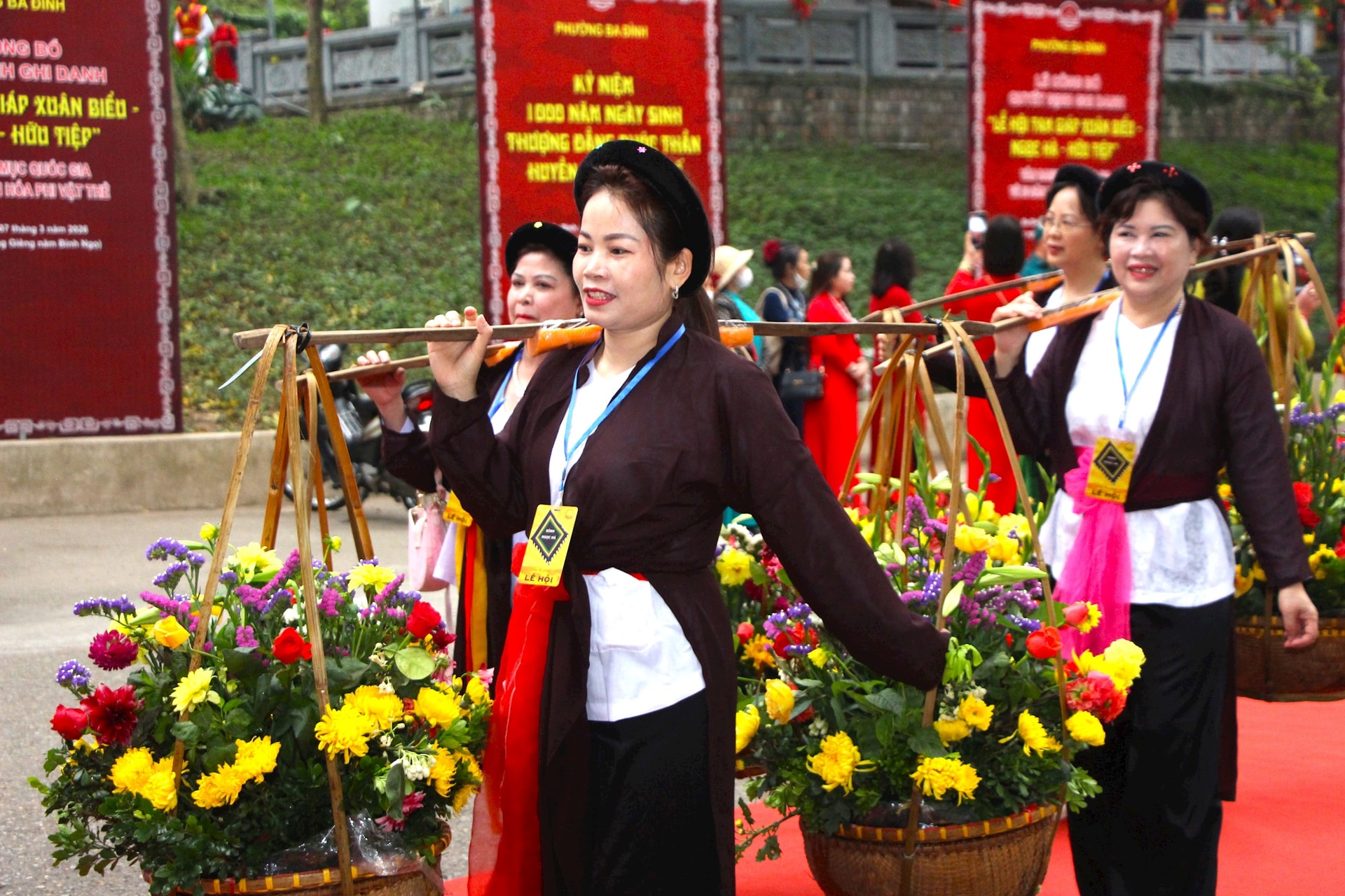 Hà Nội công bố quyết định ghi danh Lễ hội Tam giáp vào danh mục quốc gia Di sản văn hóa phi vật thể- Ảnh 7.